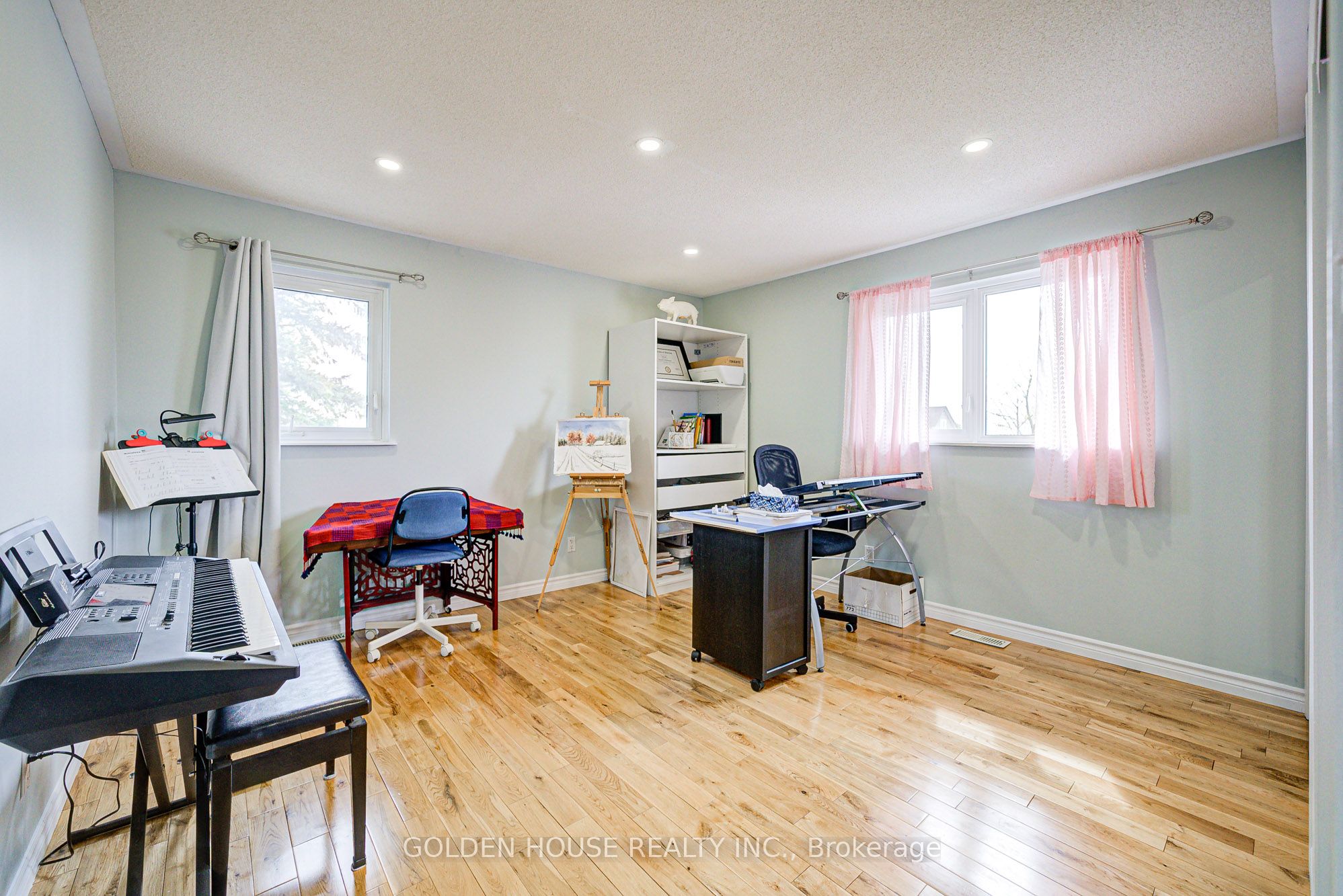 53 West Park Heights Property Photo 26