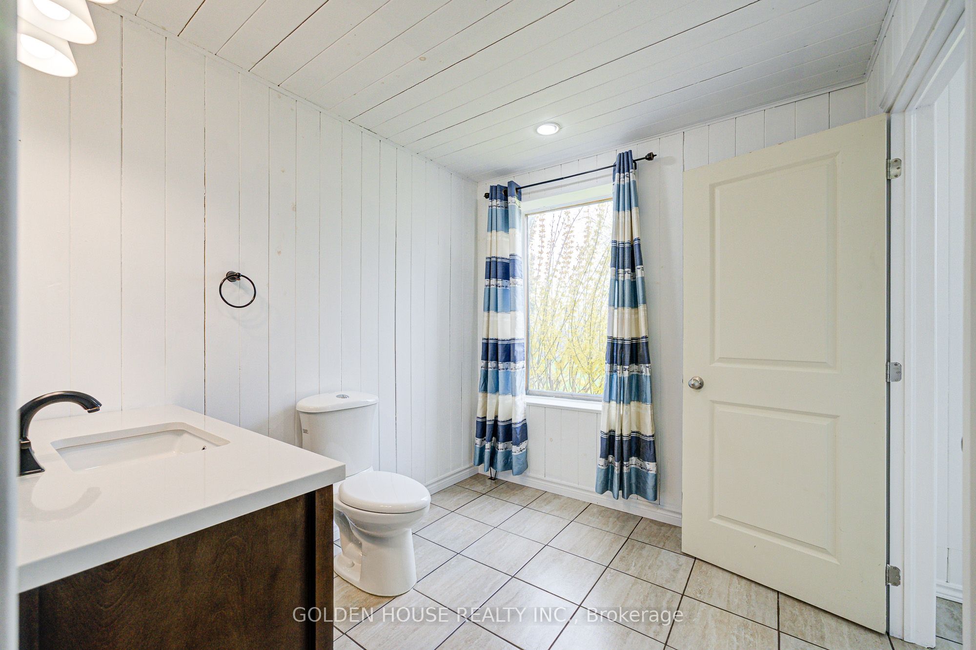 53 West Park Heights Property Photo 30
