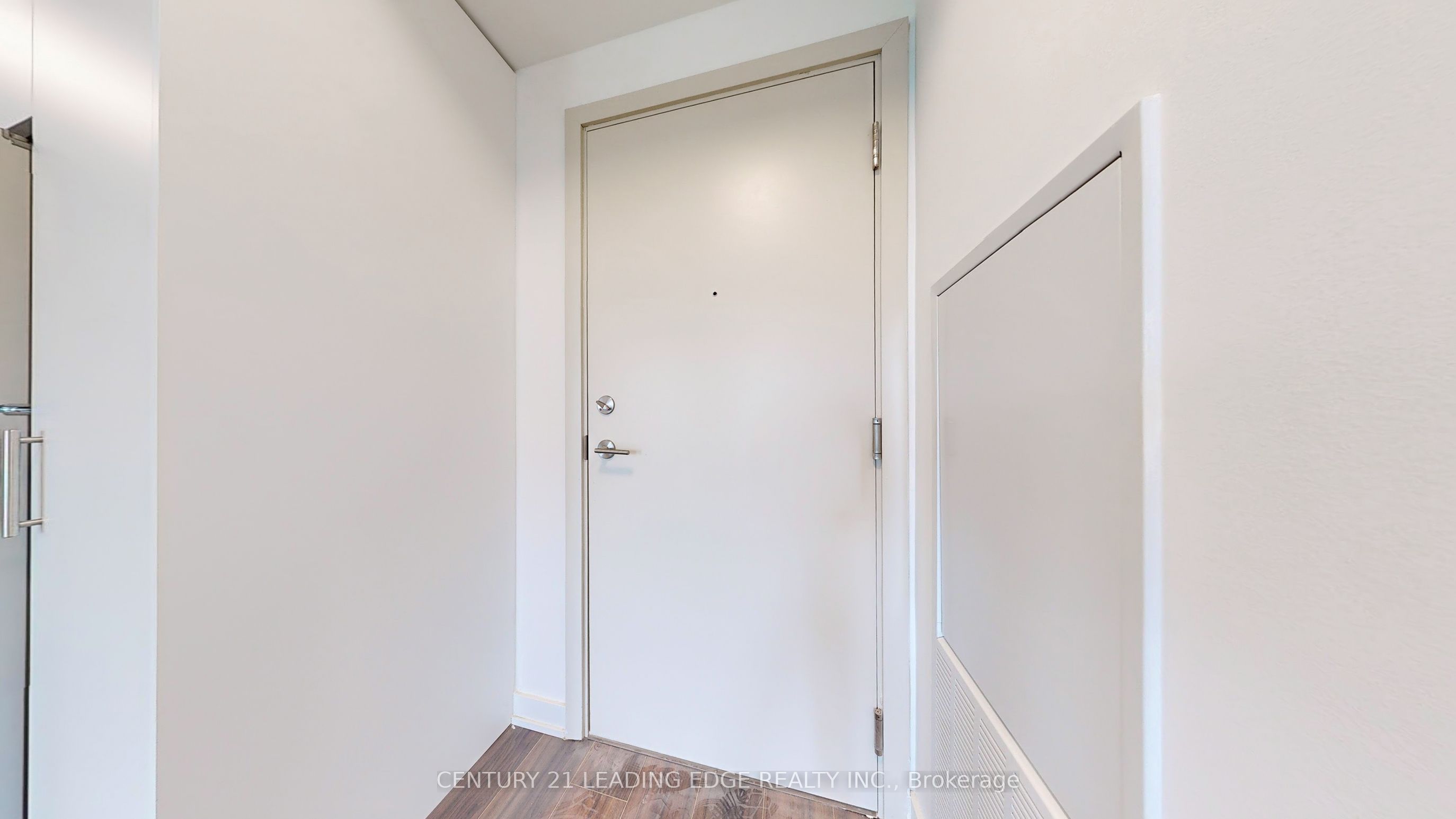 101 Cathedral High Street 303 Property Photo 18