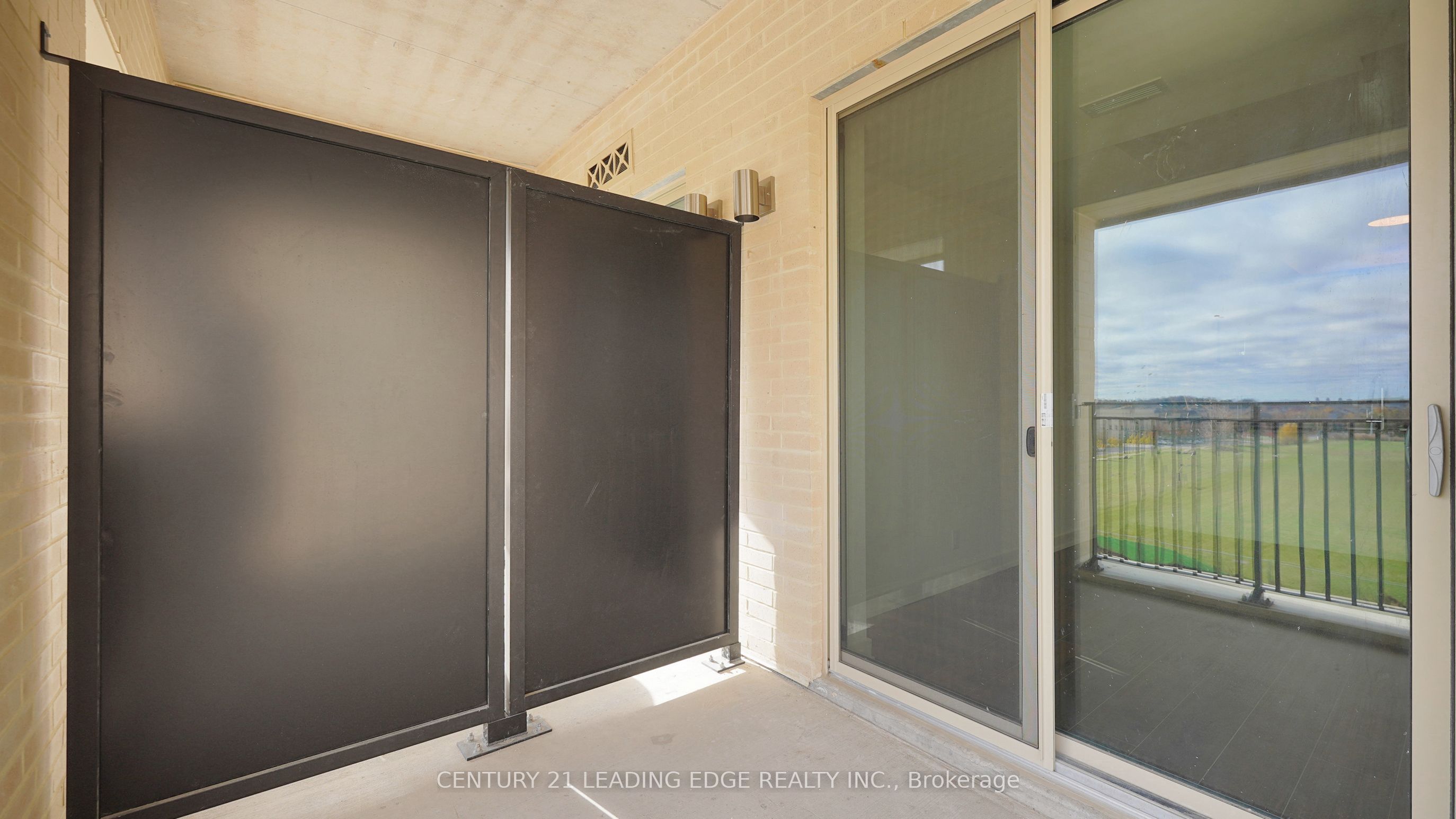 101 Cathedral High Street 303 Property Photo 19