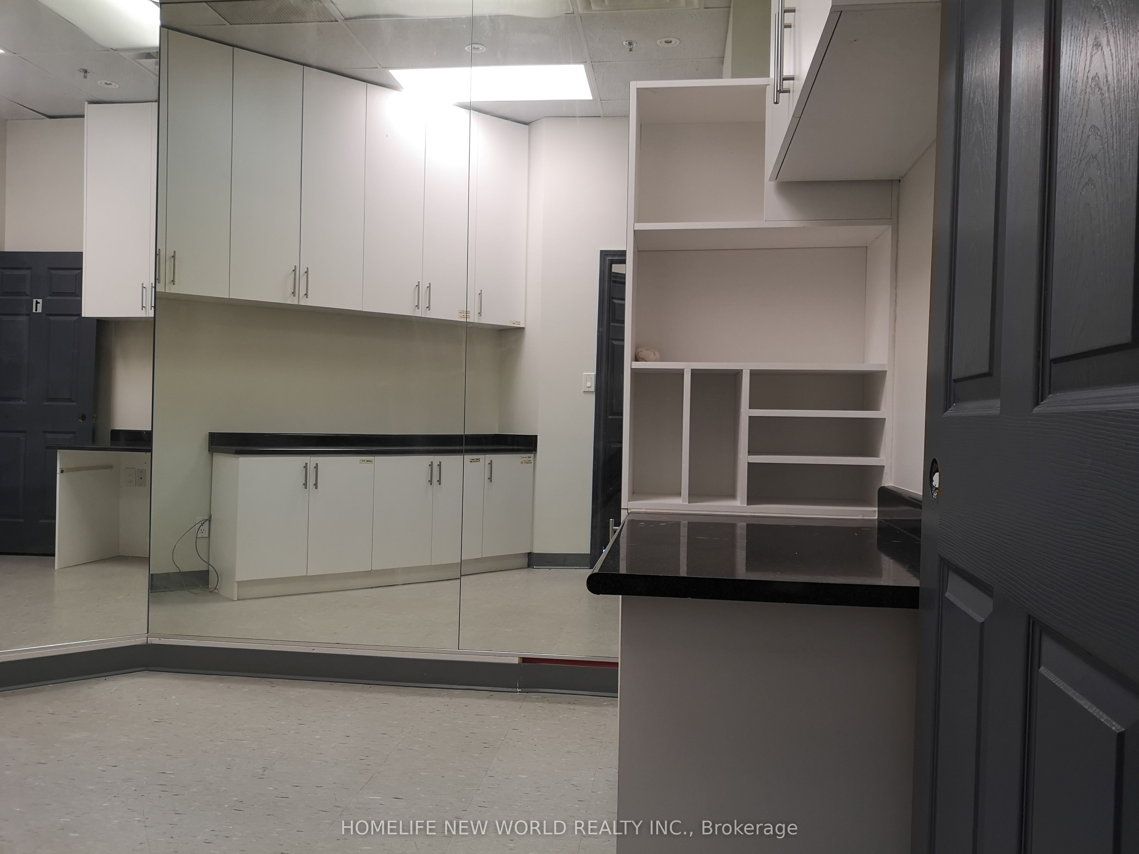 #9 - 4080 Steeles Avenue Property Photo 5