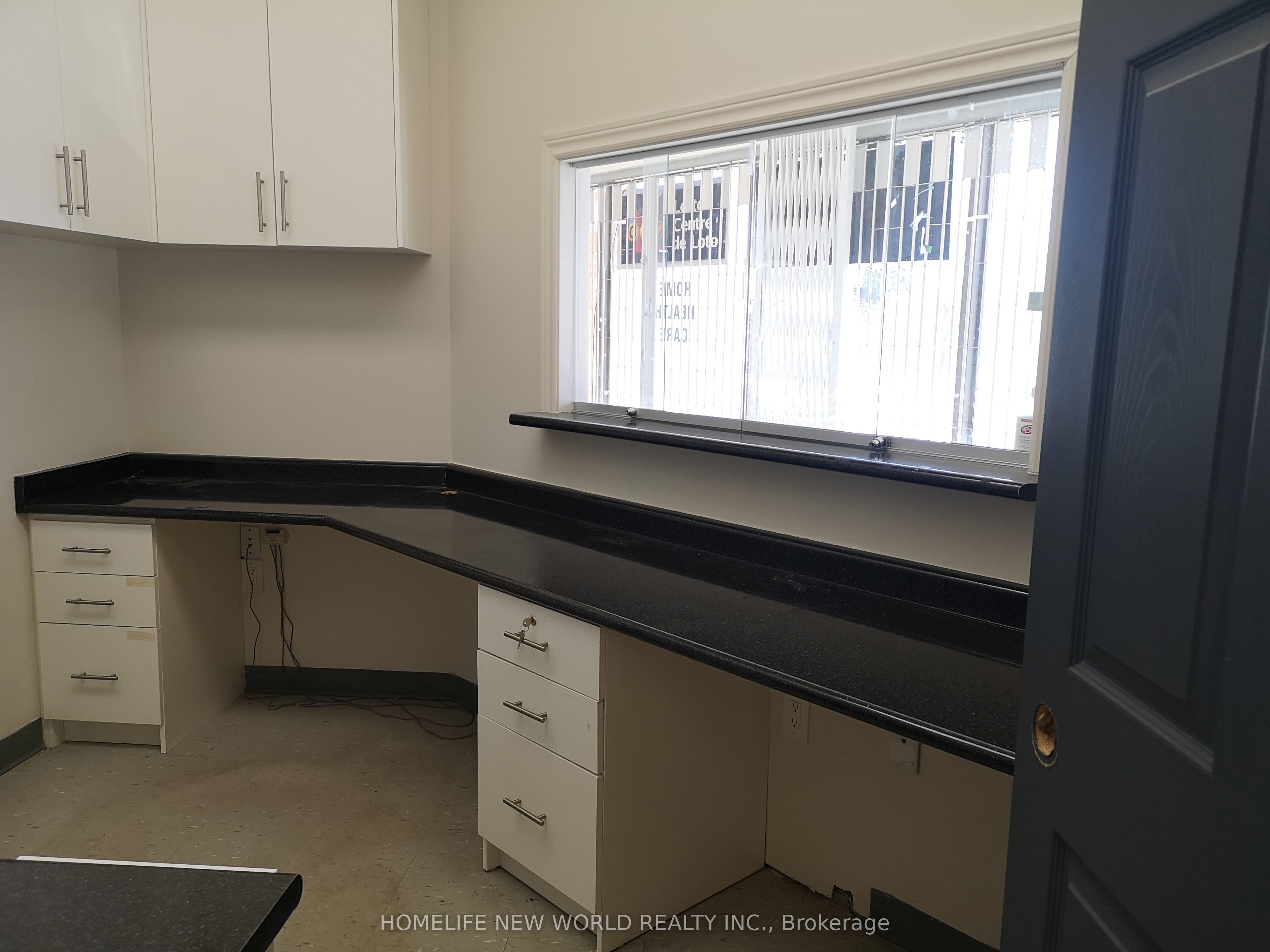 #9 - 4080 Steeles Avenue Property Photo 7