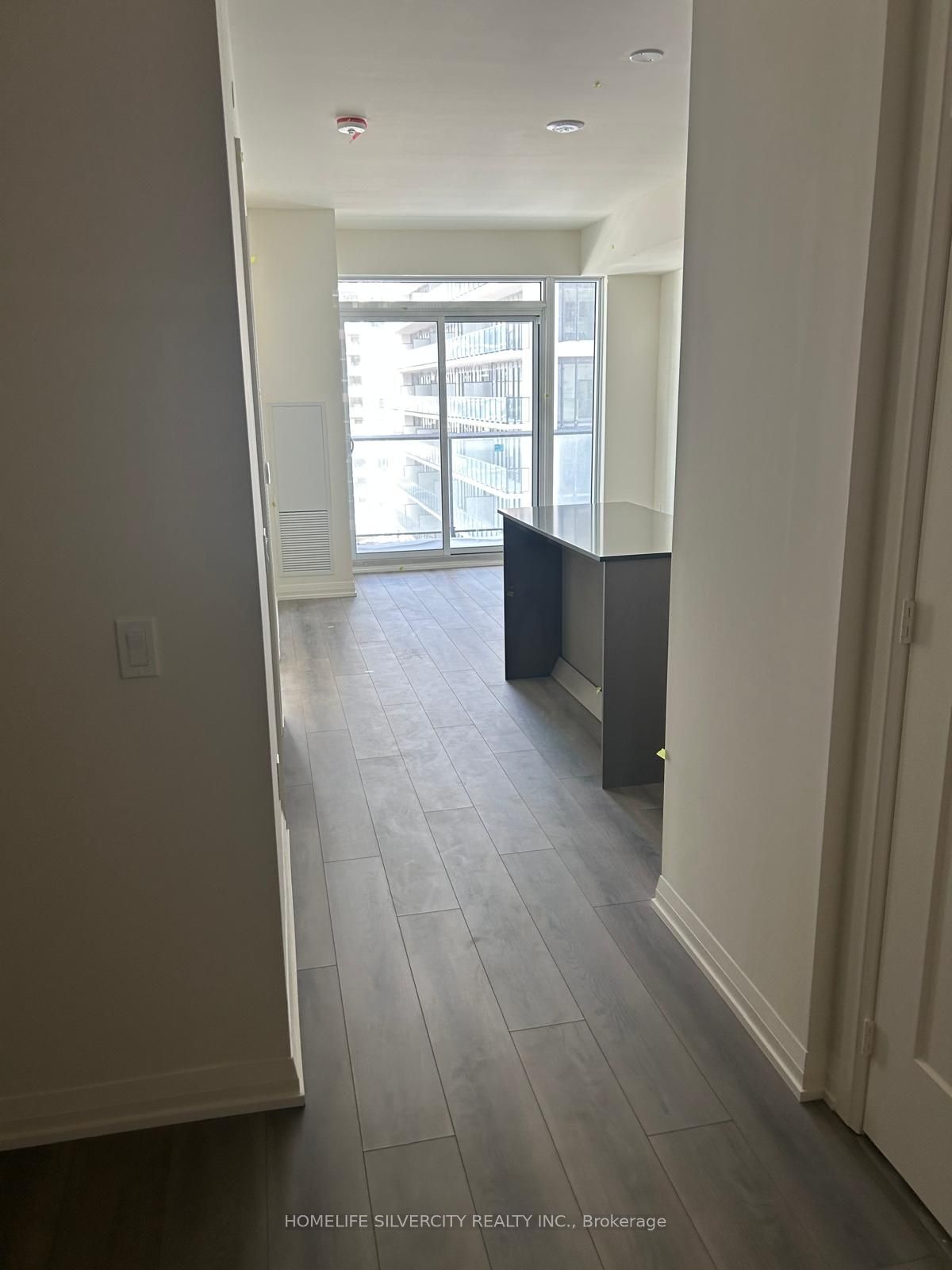 #1517 - 8960 Jane Street Property Photo 5