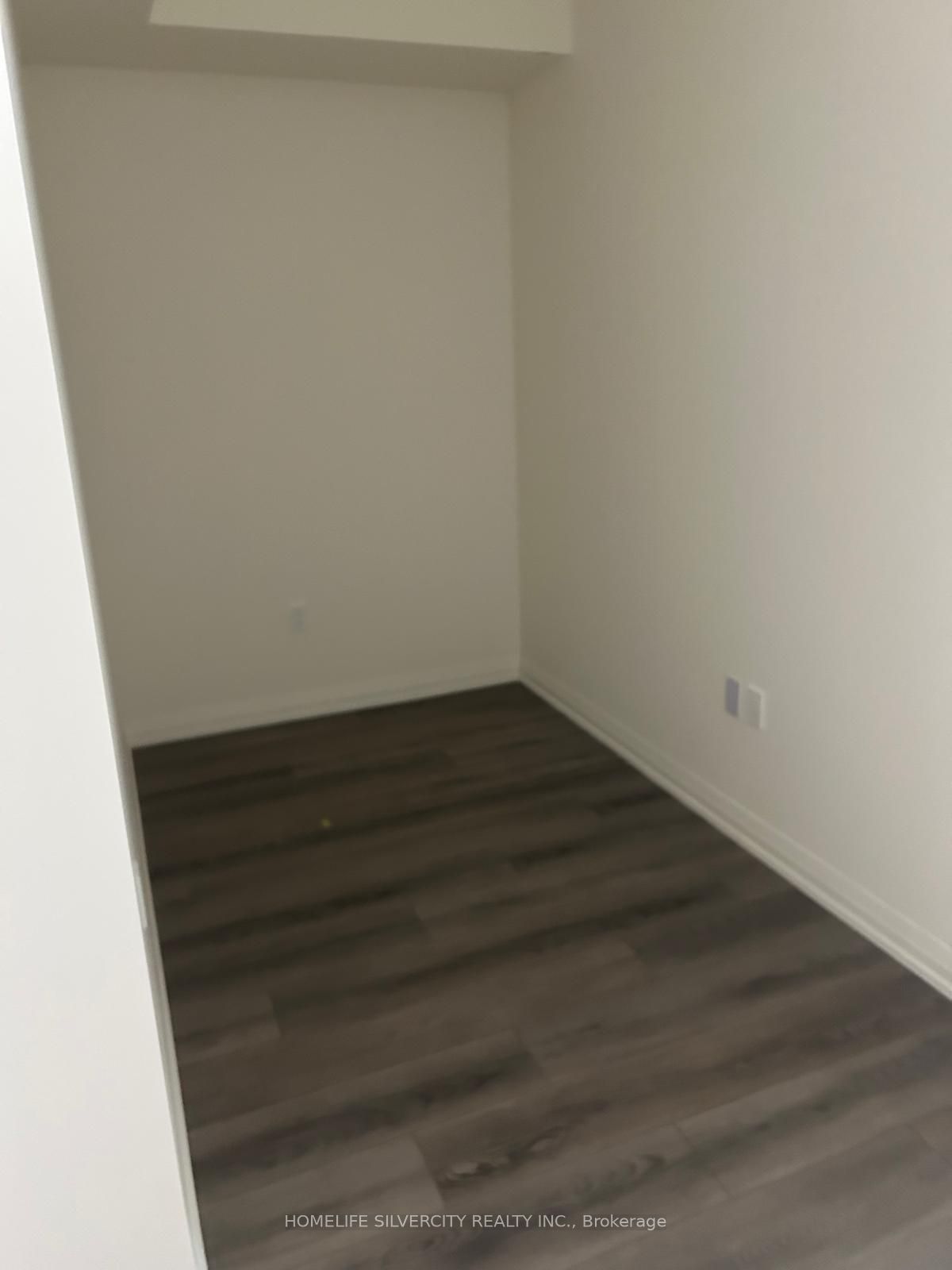 #1517 - 8960 Jane Street Property Photo 9