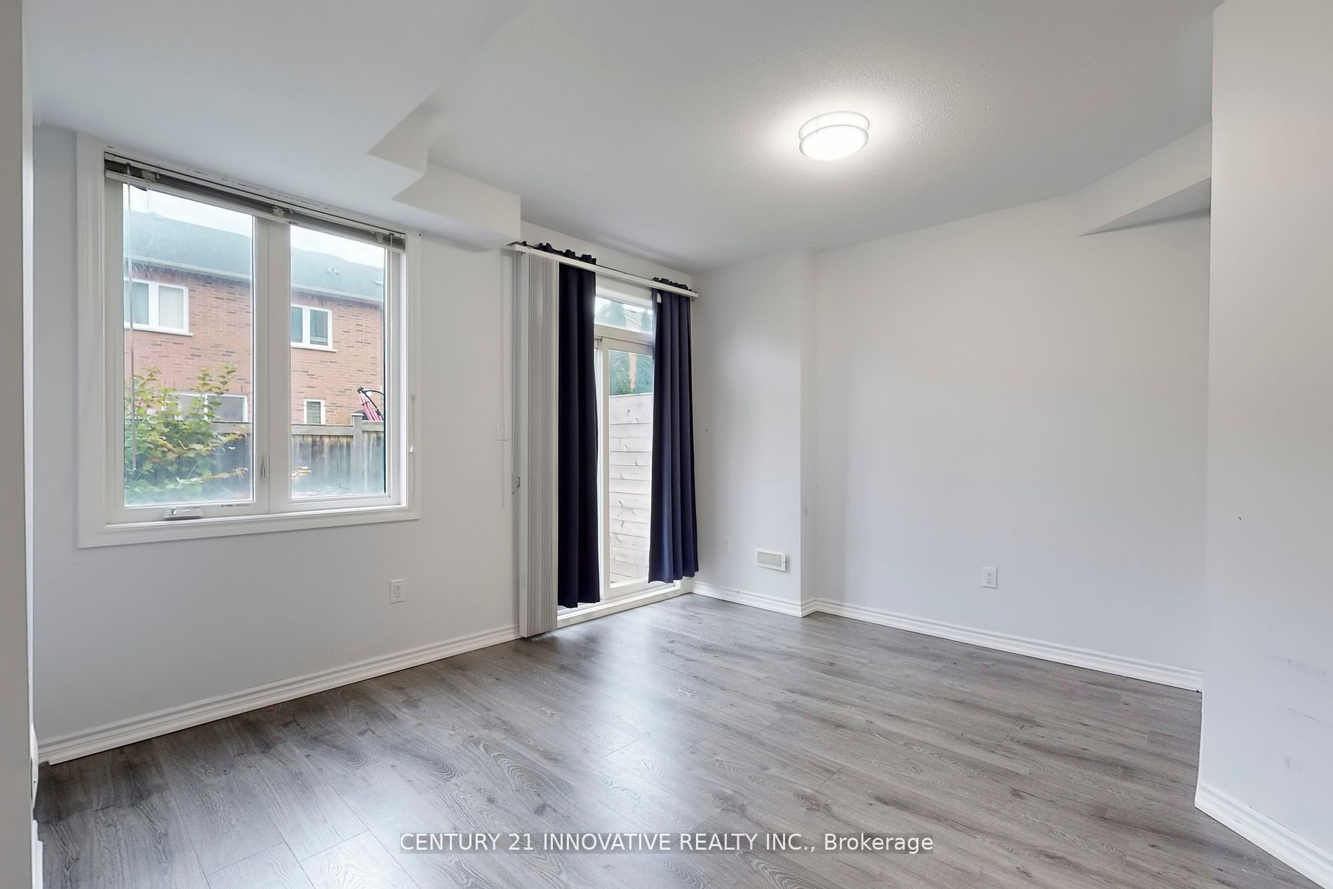 10 Hyderabad Lane Property Photo 4