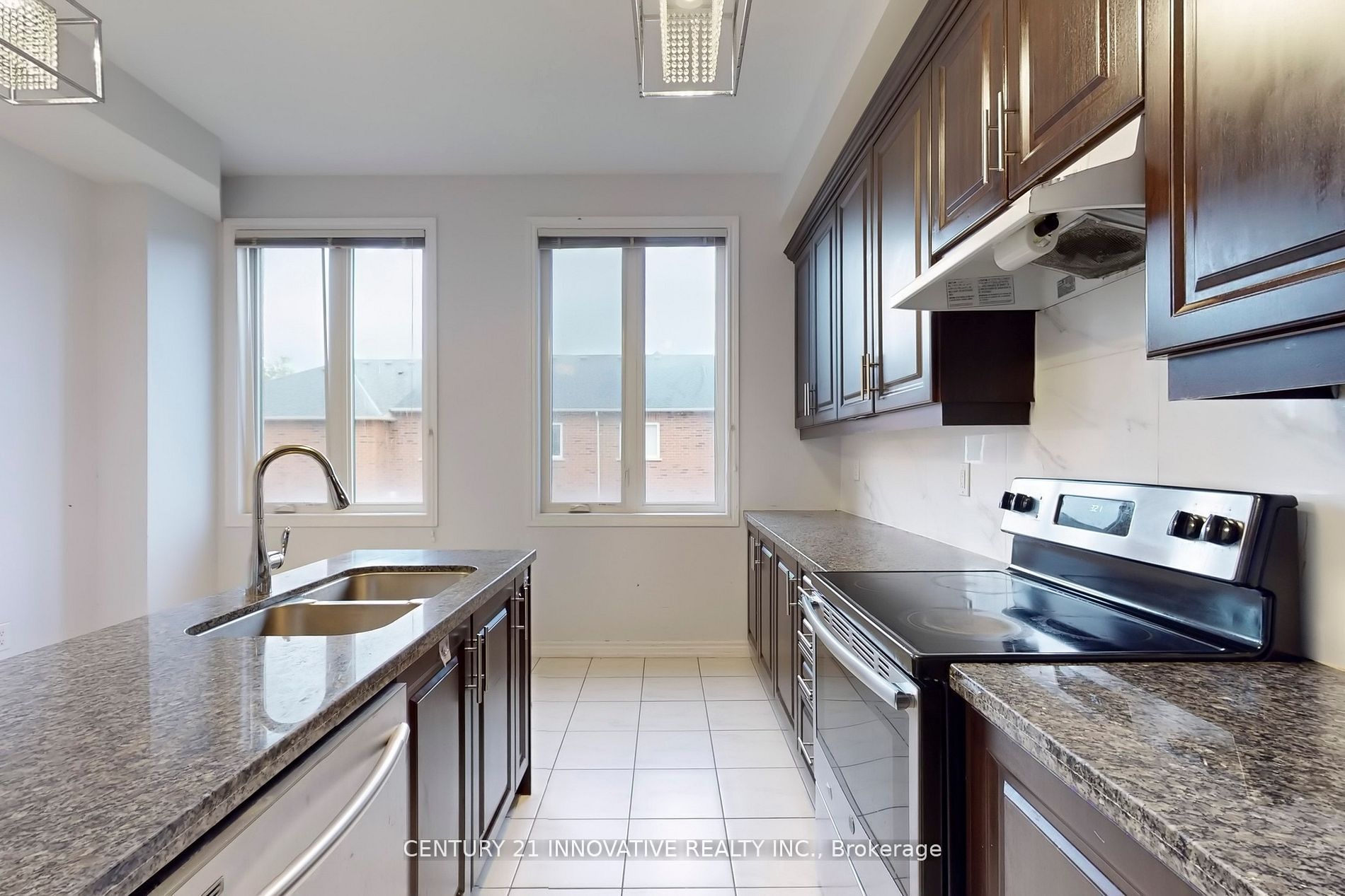 10 Hyderabad Lane Property Photo 20