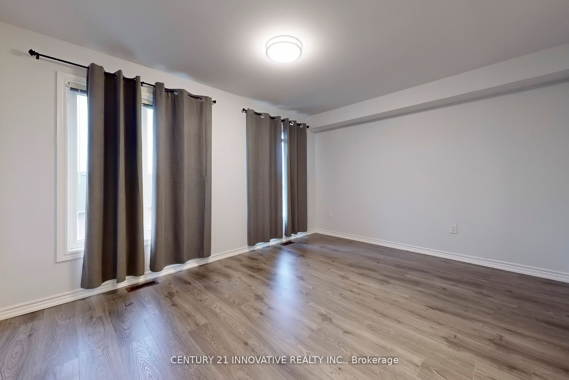 10 Hyderabad Lane Property Photo 24