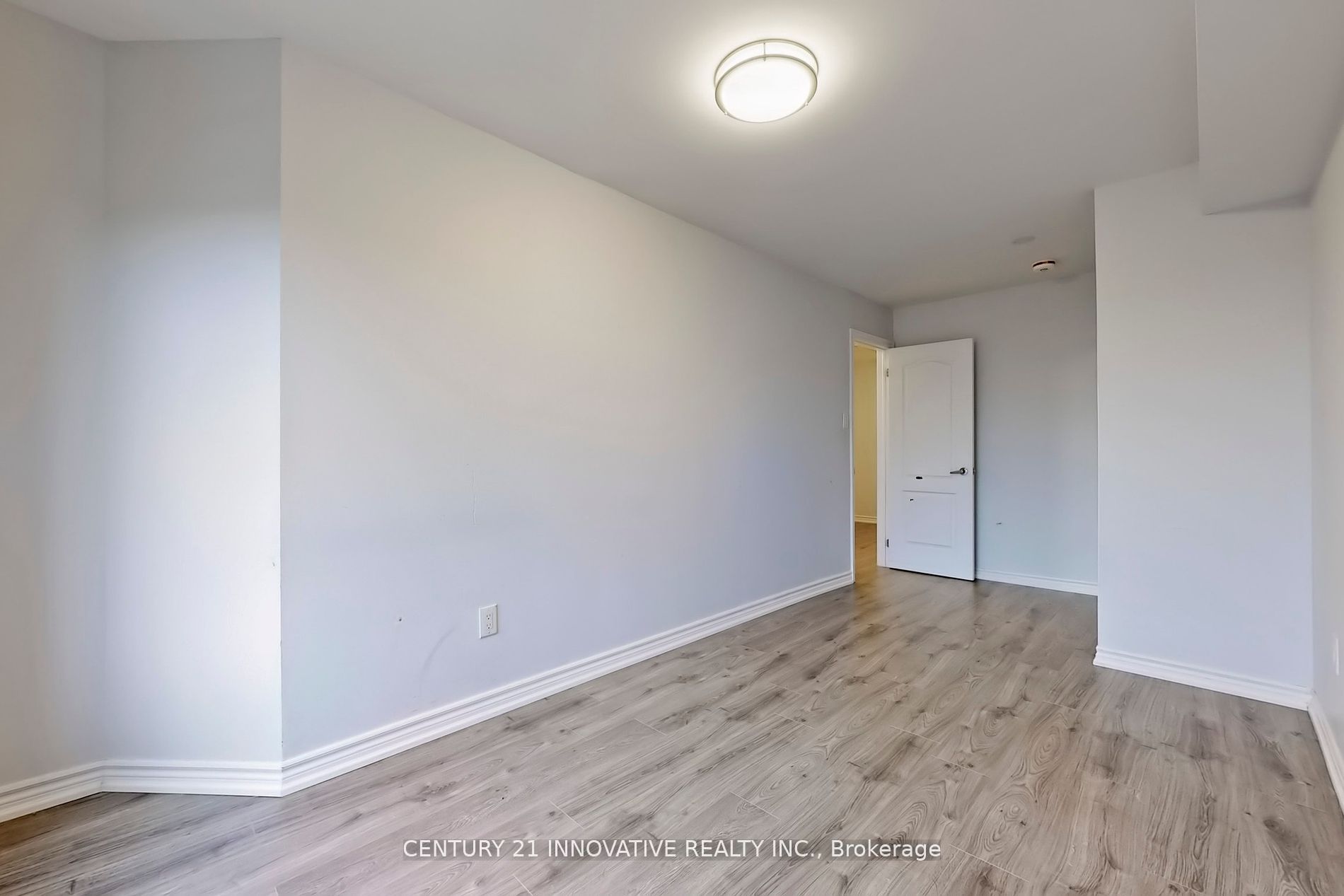 10 Hyderabad Lane Property Photo 32