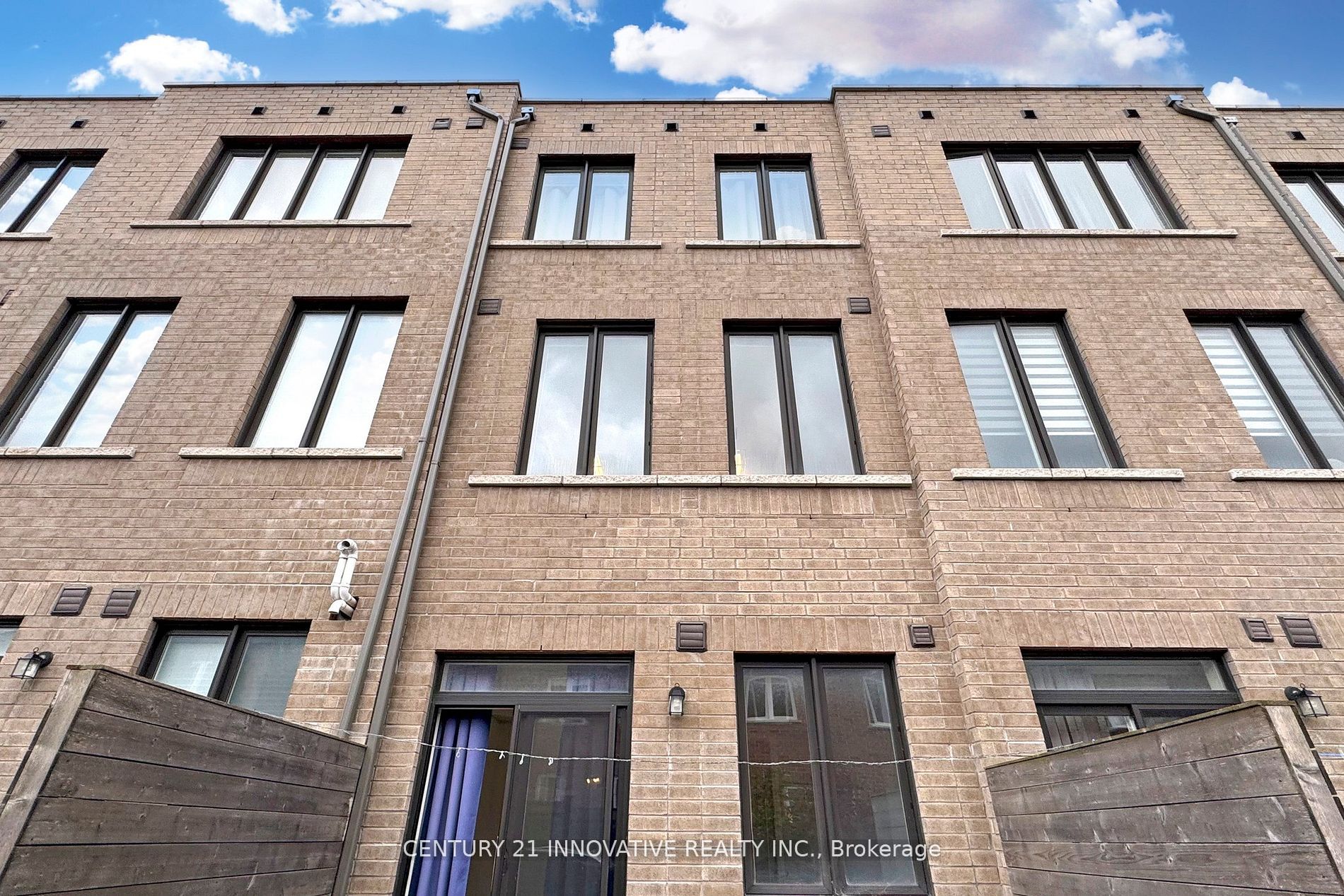 10 Hyderabad Lane Property Photo 36