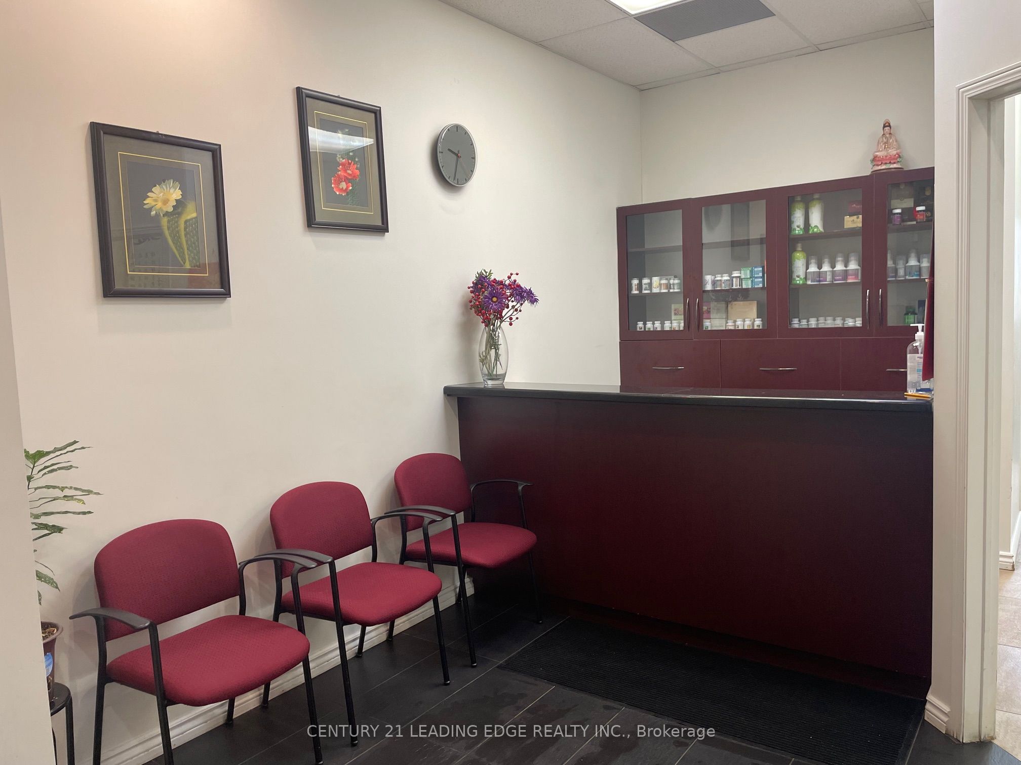 8787 Woodbine Avenue 228 Property Photo 7