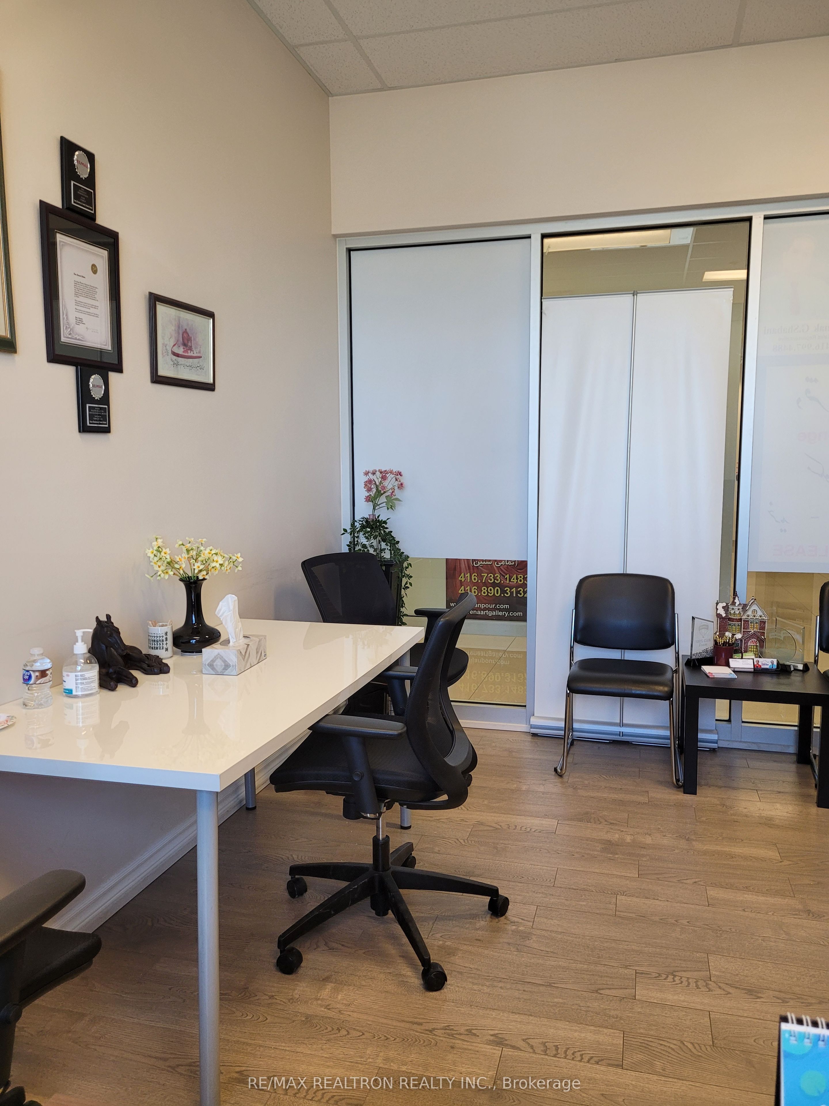 7163 Yonge Street 236 Property Photo 12