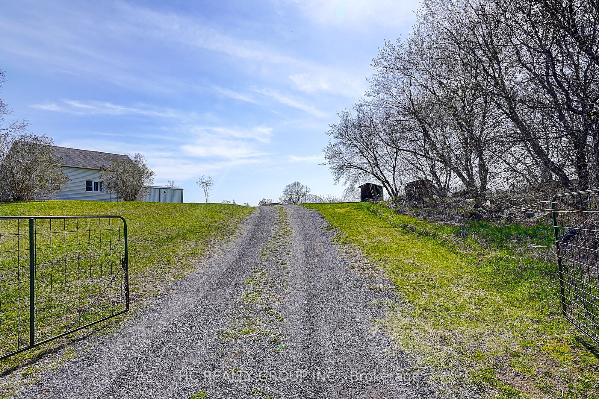 22334 Woodbine Ave Property Photo 1