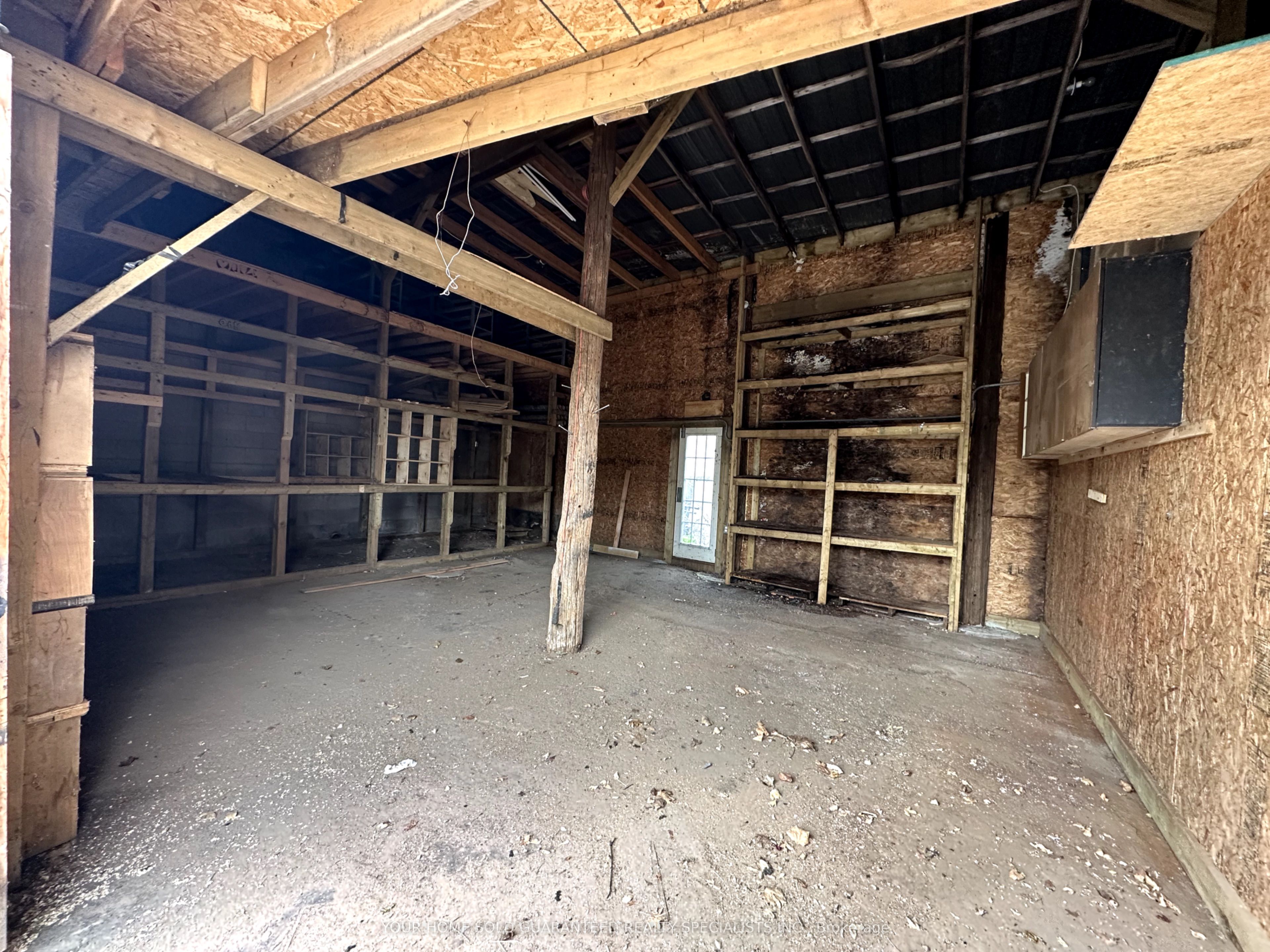 #7 - 10 Mosley Street Property Photo 5