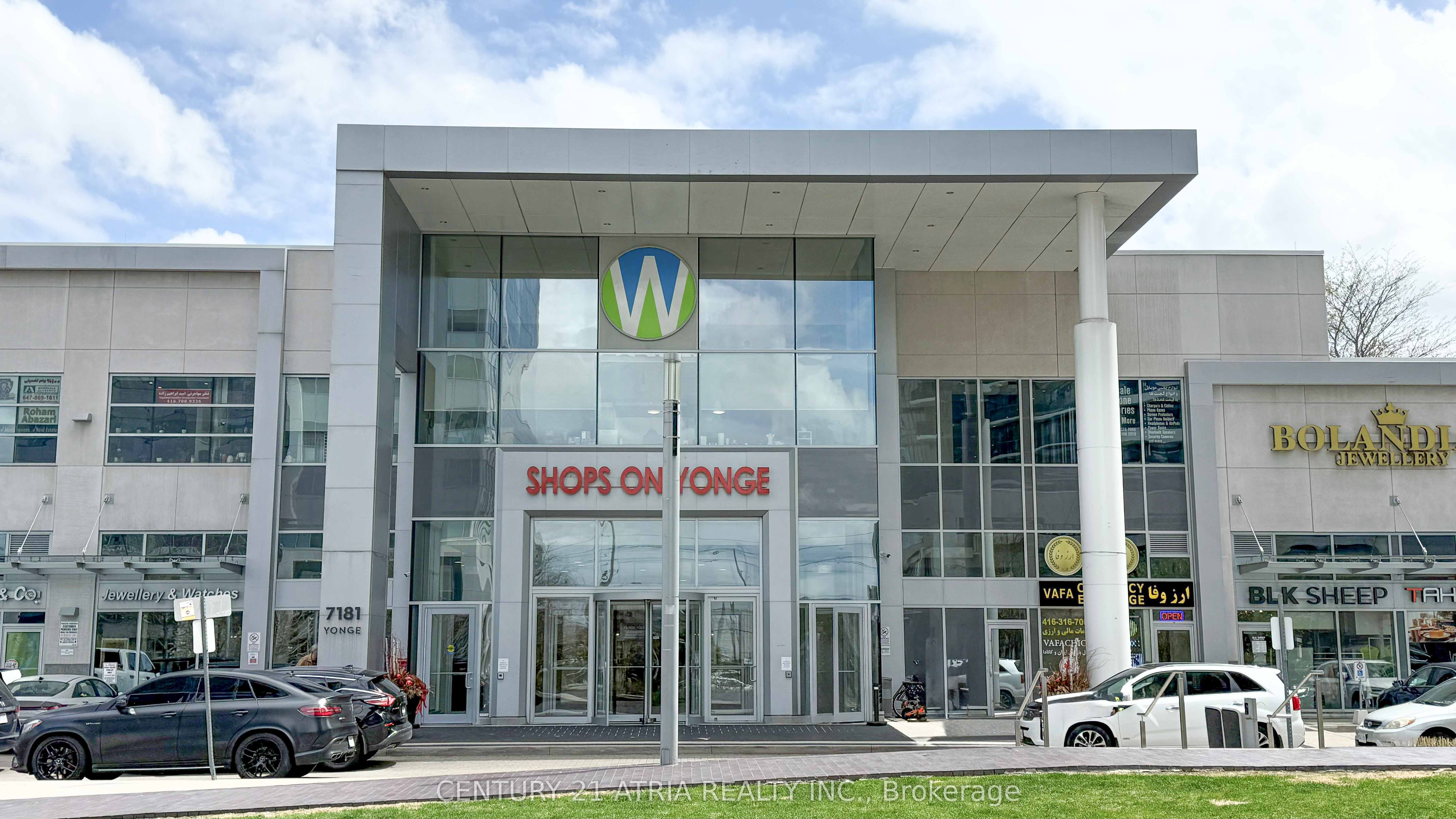 #186 - 7181 Yonge Street Property Photo 1