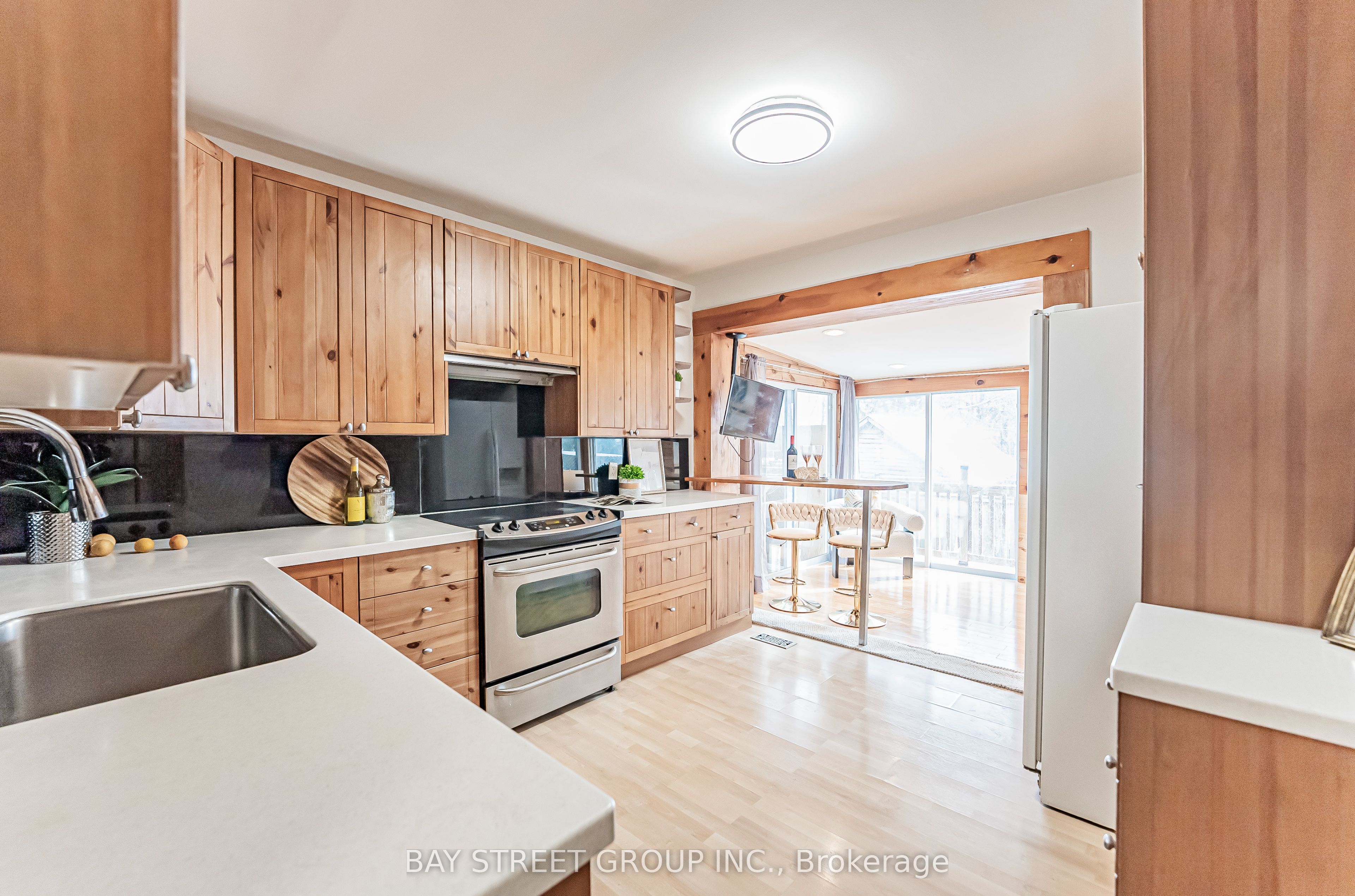 352 Taylor Mills Drive N Property Photo 14