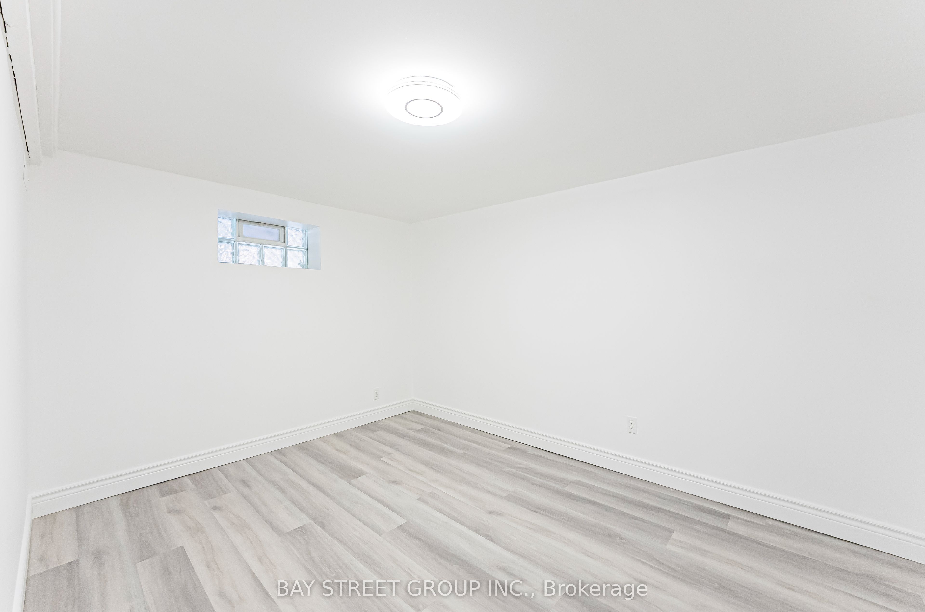 352 Taylor Mills Drive N Property Photo 28