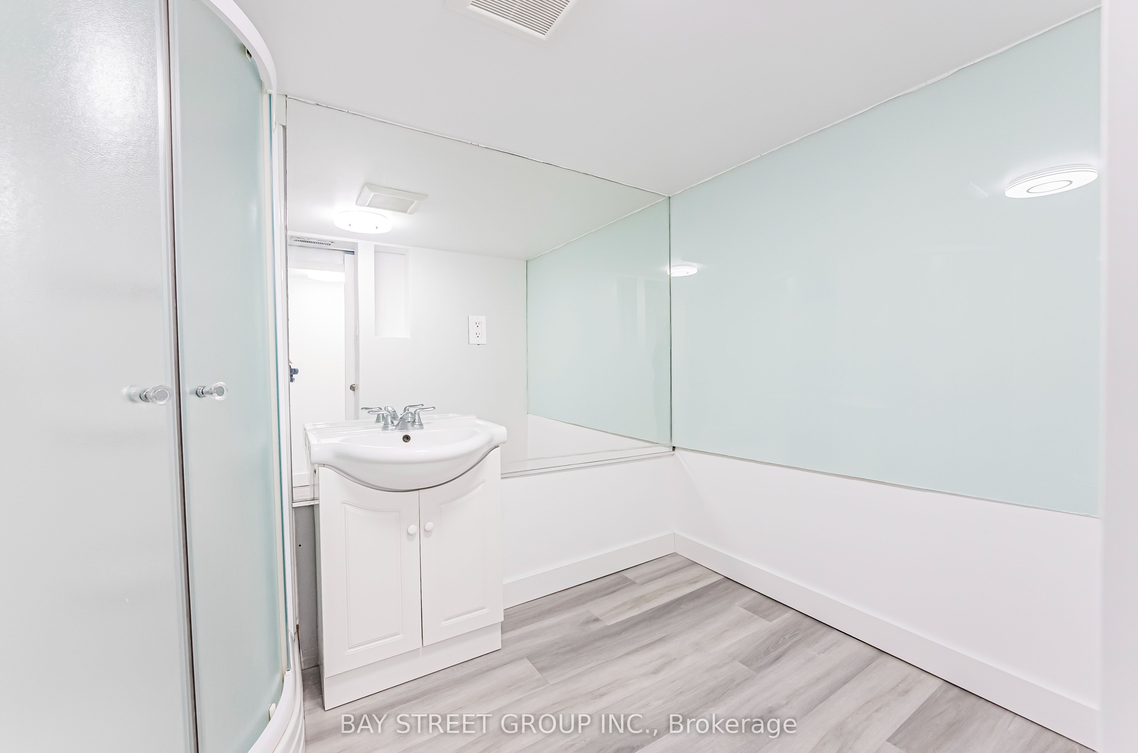 352 Taylor Mills Drive N Property Photo 29