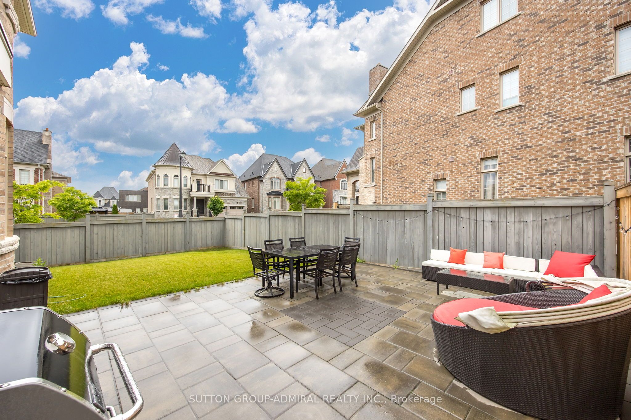 36 Hurst Avenue Property Photo 2