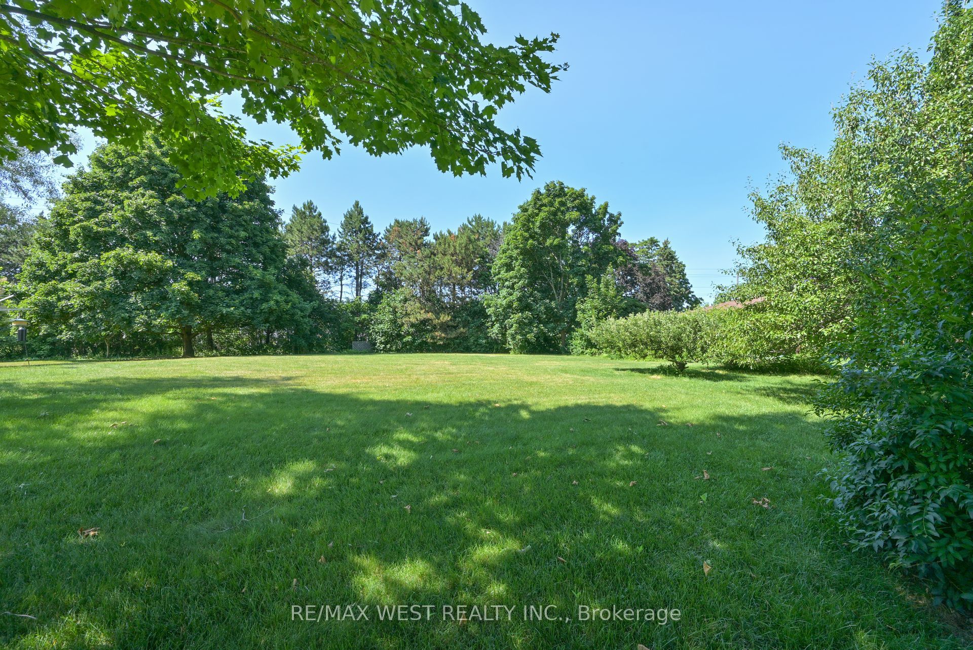 3 Henry Gate Property Photo 11
