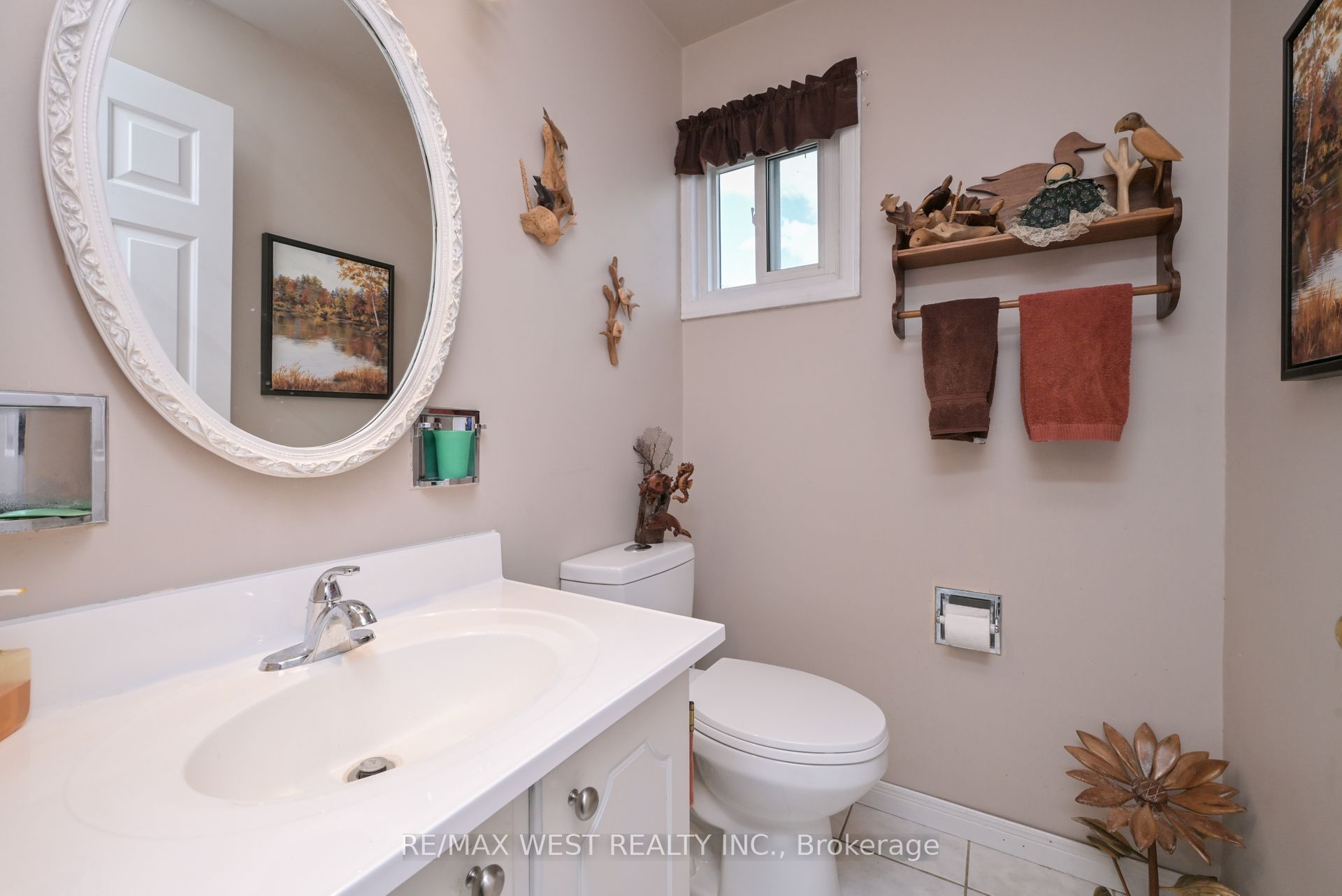 3 Henry Gate Property Photo 15