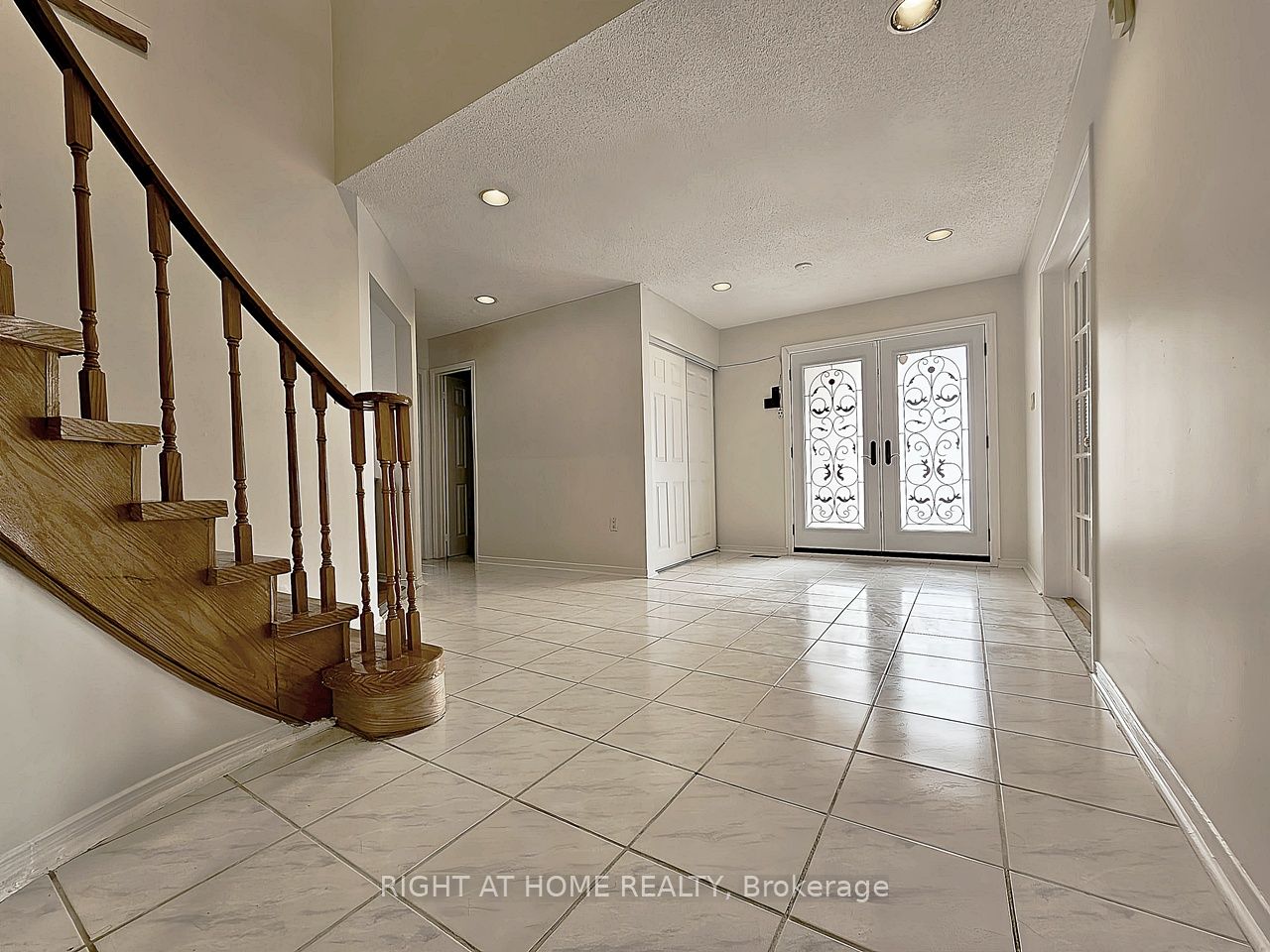 116 Cooperage Crescent Property Photo 4