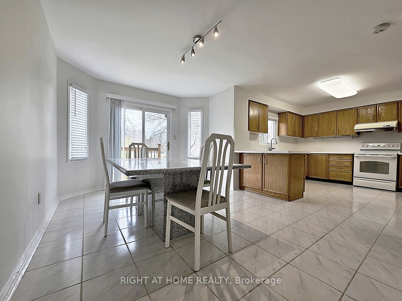 116 Cooperage Crescent Property Photo 16