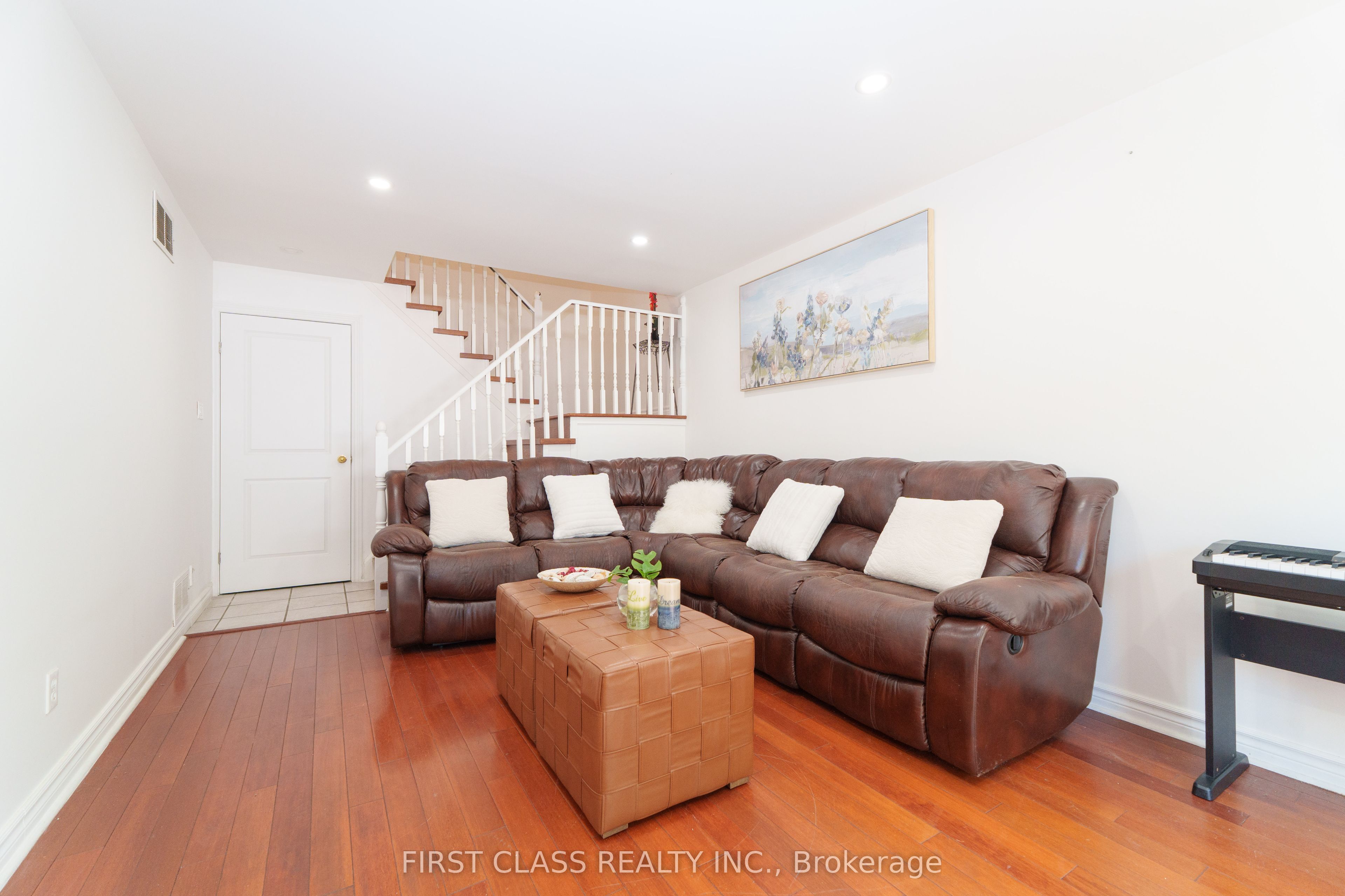 23 Cheeseman Drive Property Photo 3
