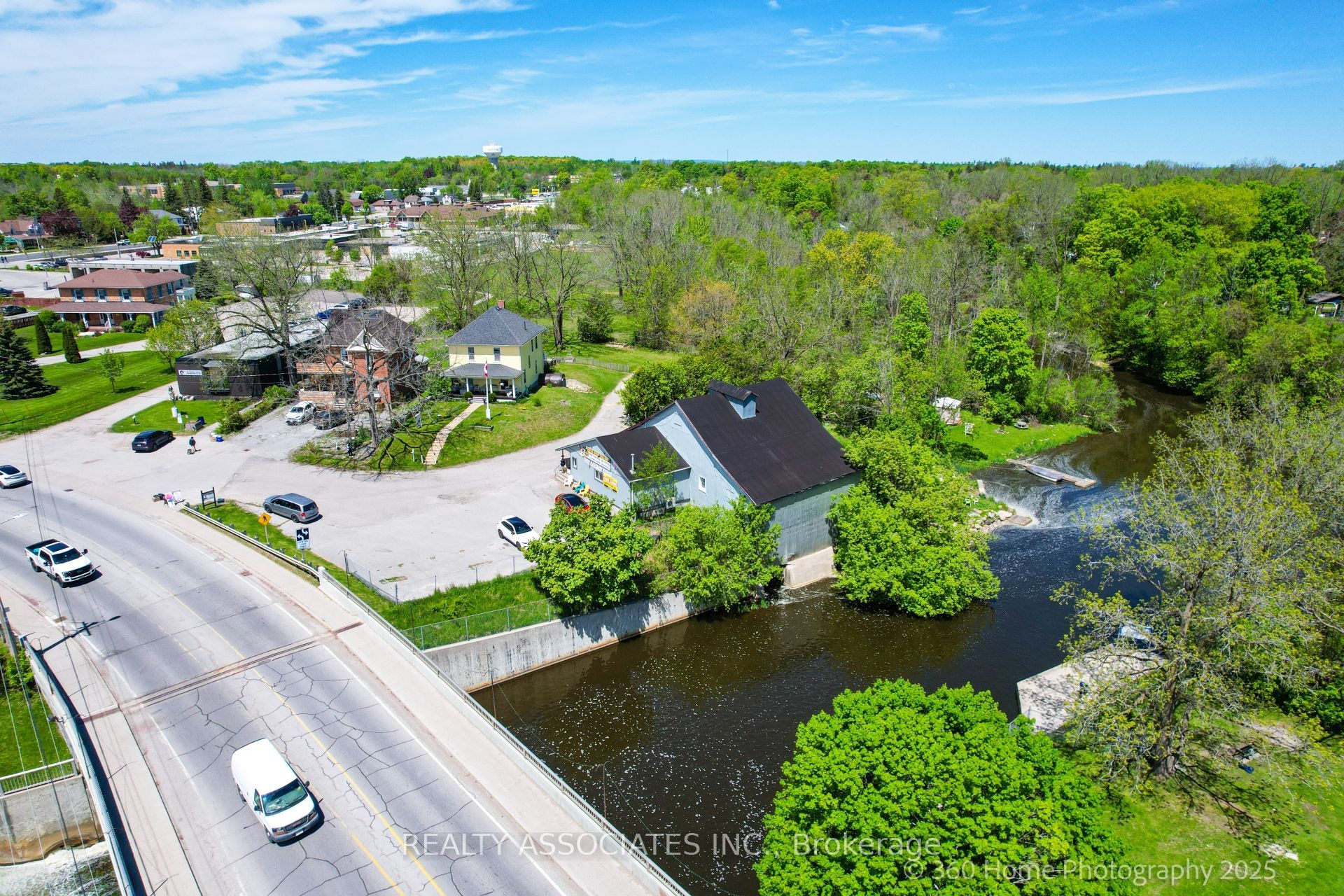 141 High Street Property Photo 1