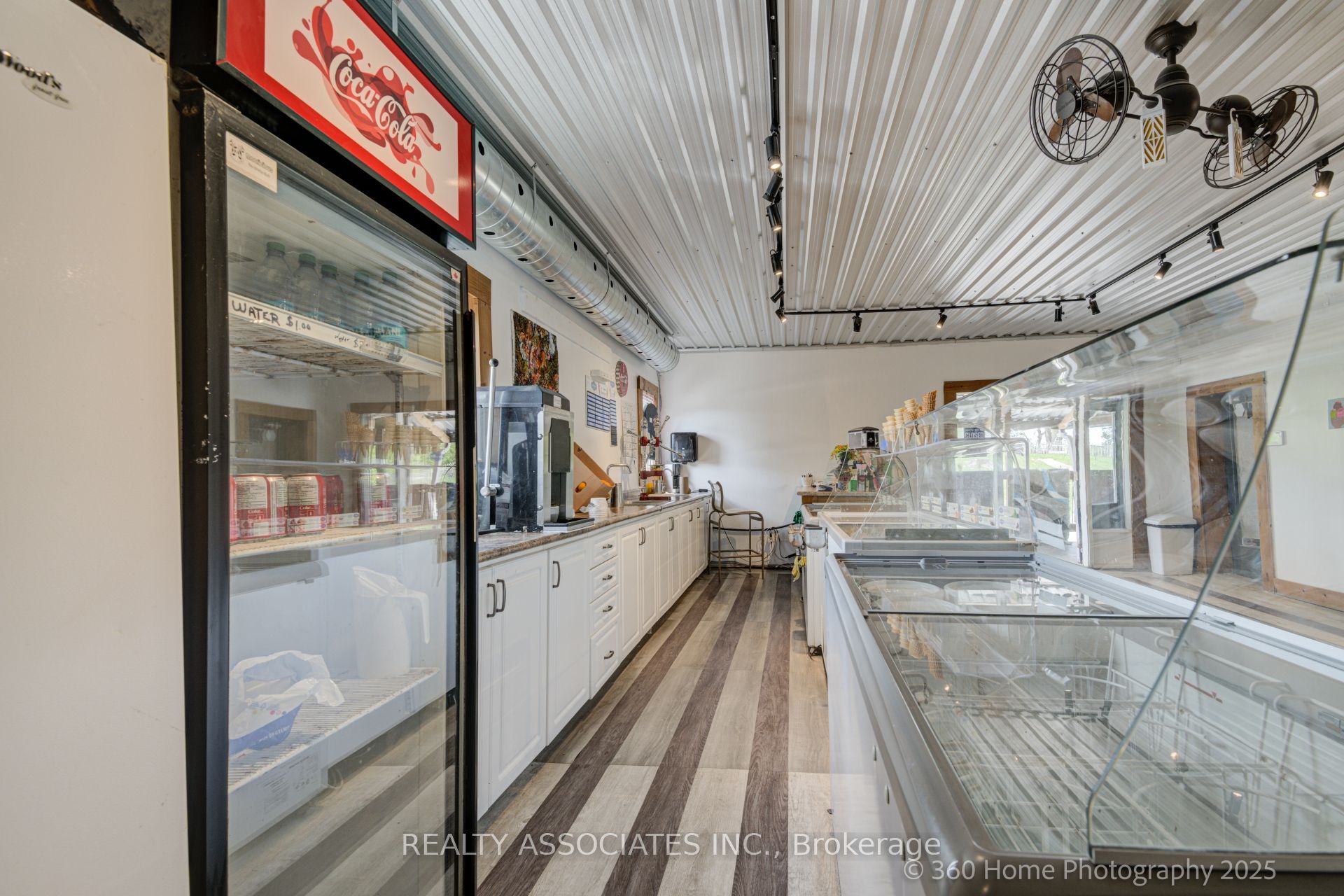 141 High Street Property Photo 22