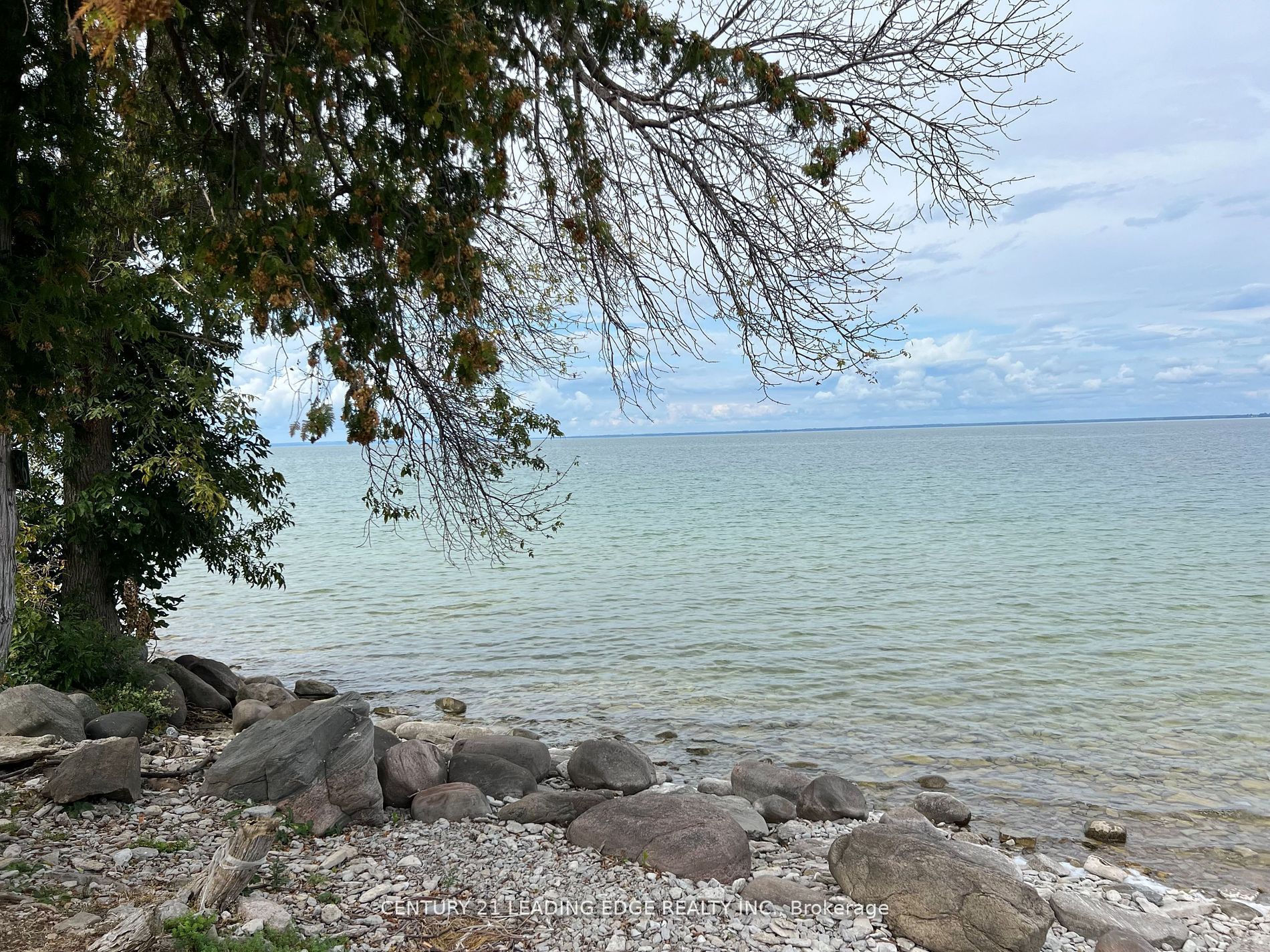 40586b Shore Road Property Photo