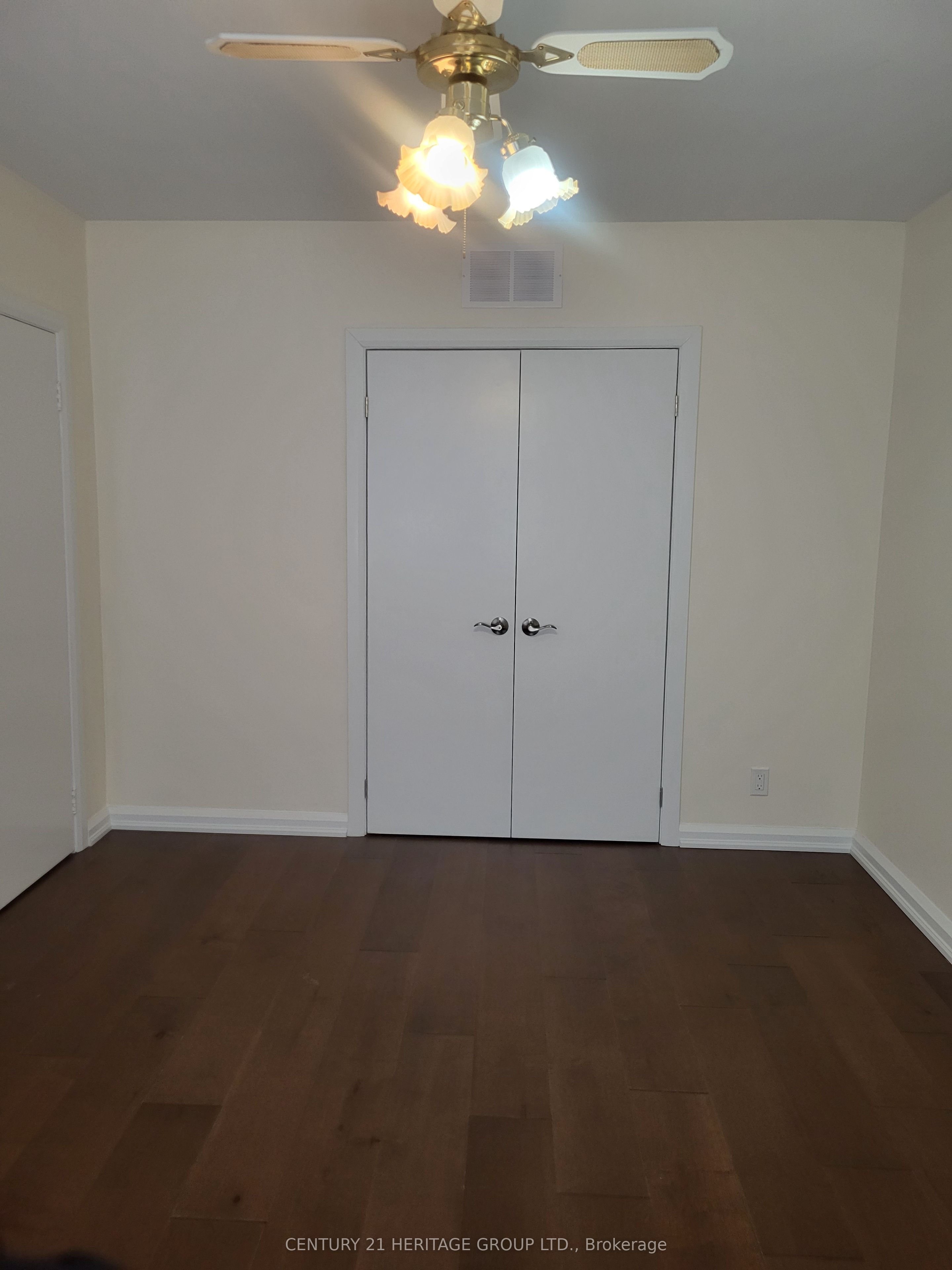 232 Blue Grass Boulevard Property Photo 9