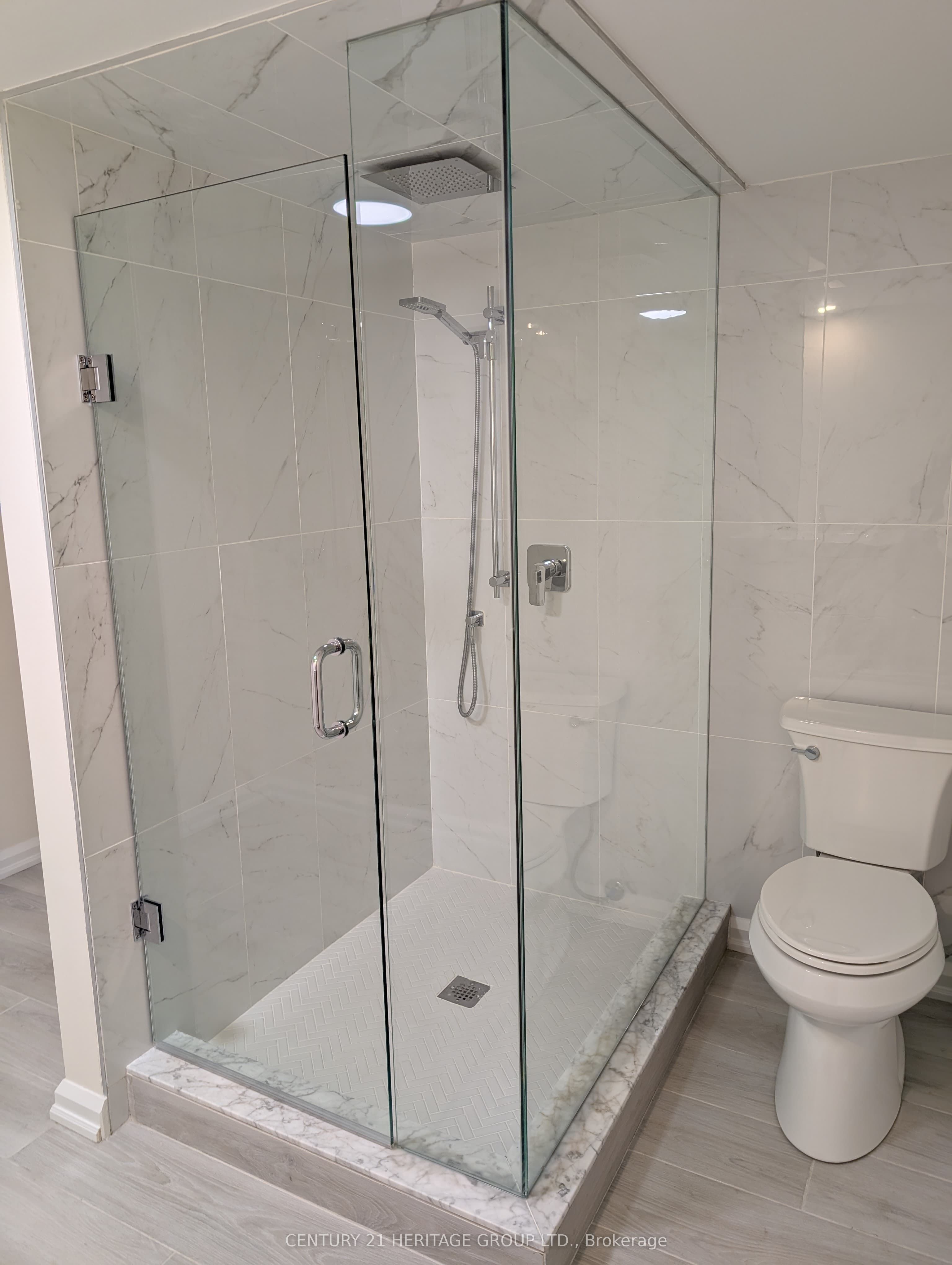 232 Blue Grass Boulevard Property Photo 13