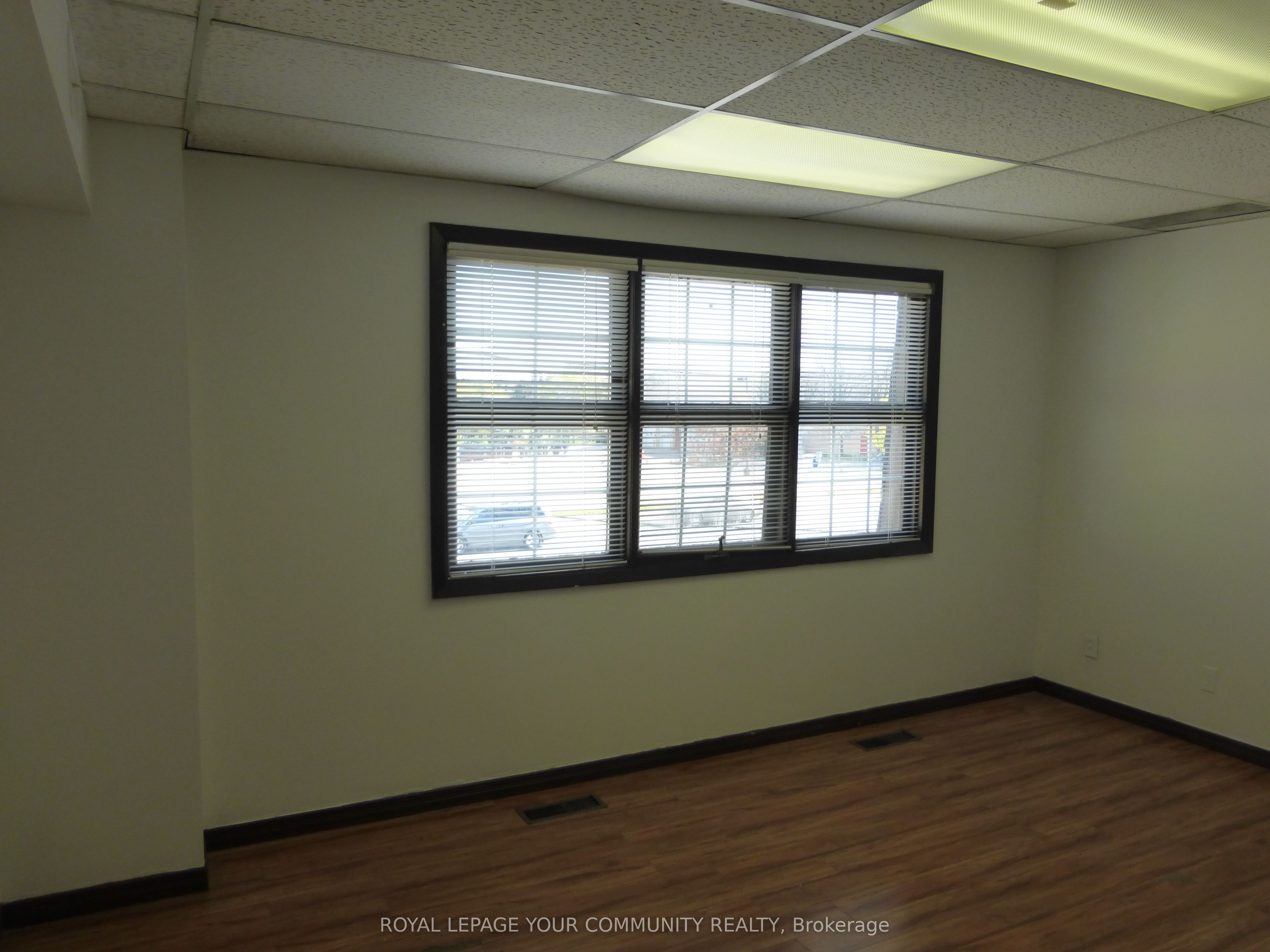 6060 Highway 7 N/a E 206 Property Photo 18