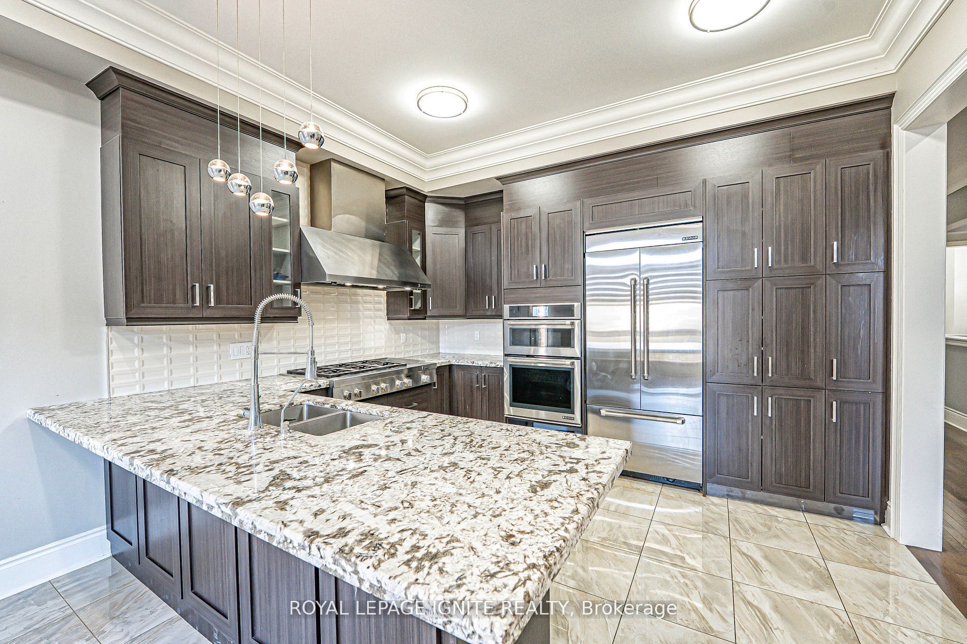61 Gibson Circle Property Photo 13