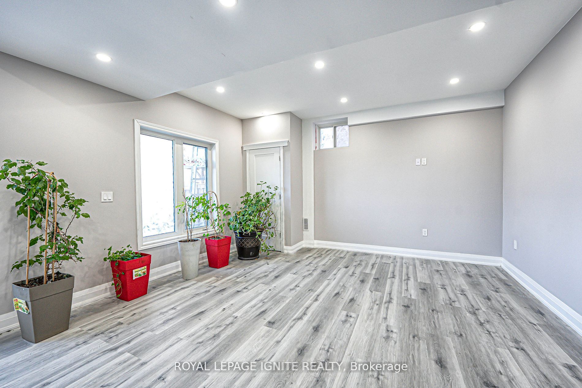 61 Gibson Circle Property Photo 31