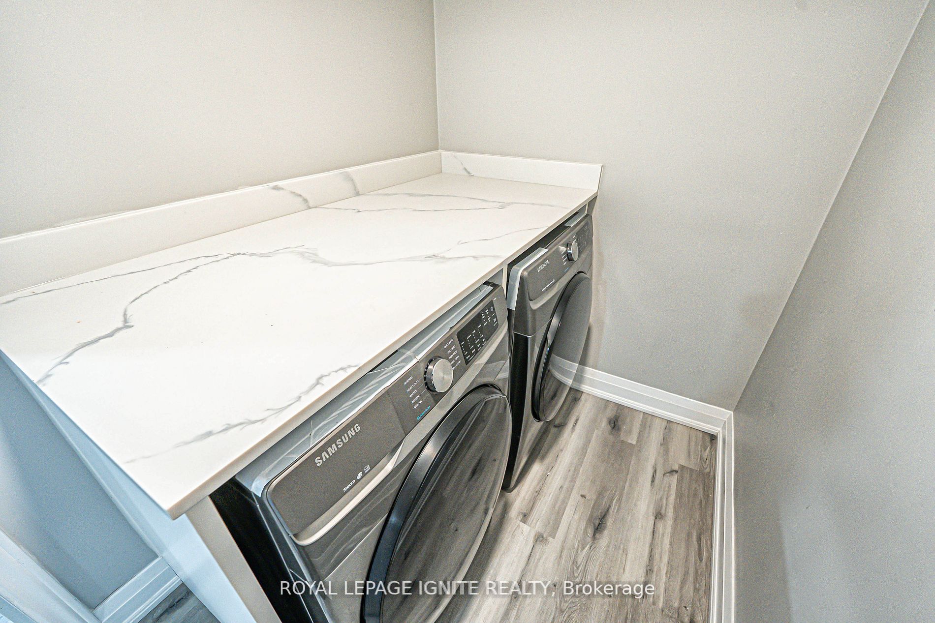 61 Gibson Circle Property Photo 38
