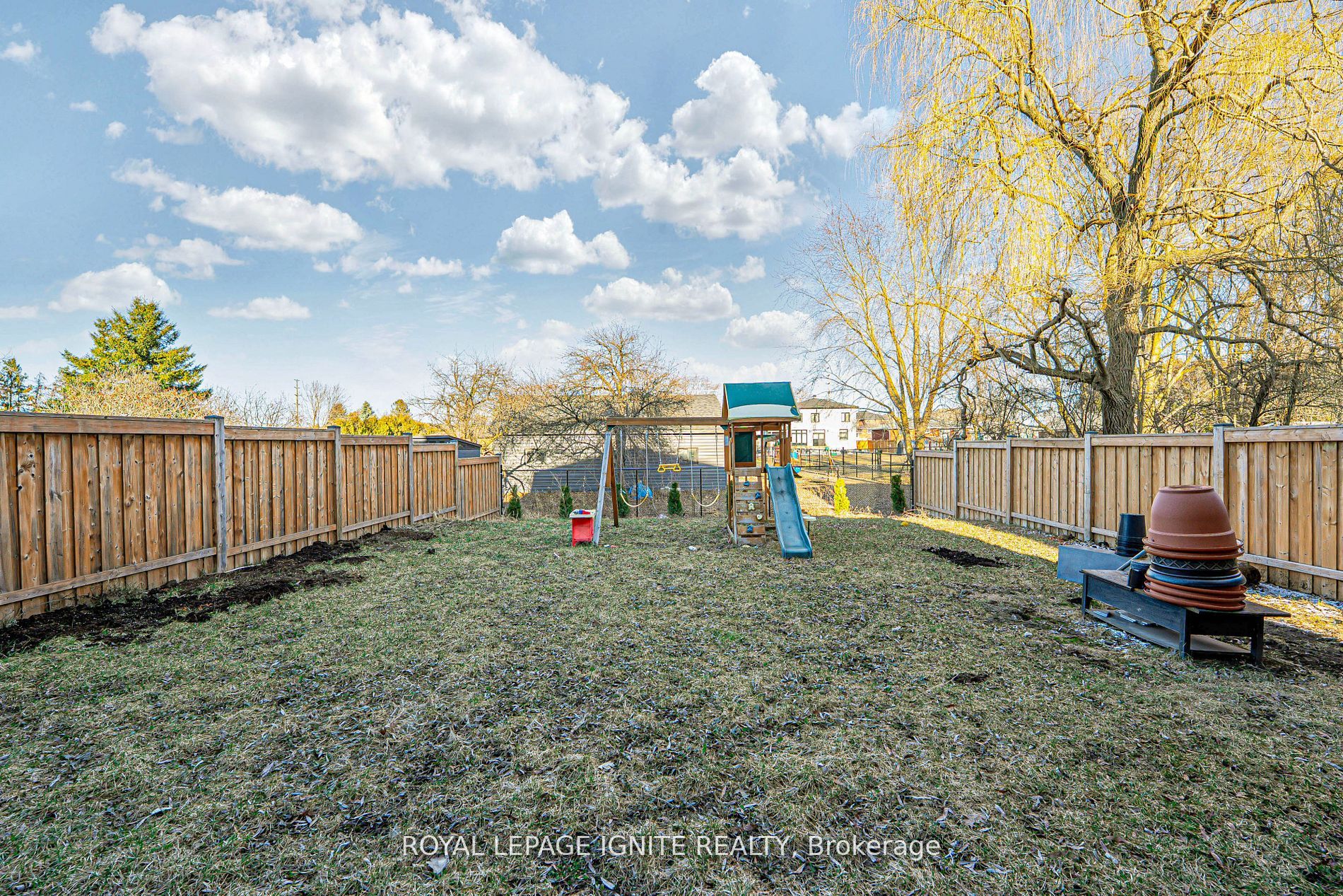 61 Gibson Circle Property Photo 39