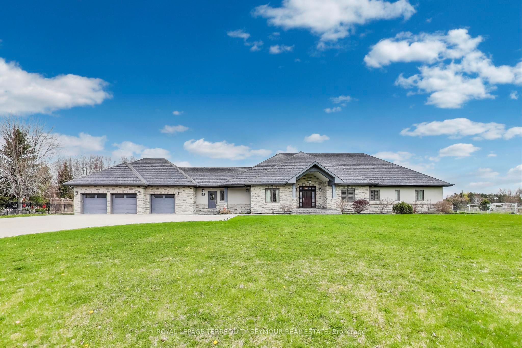 67 Grayfield Drive Property Photo 1