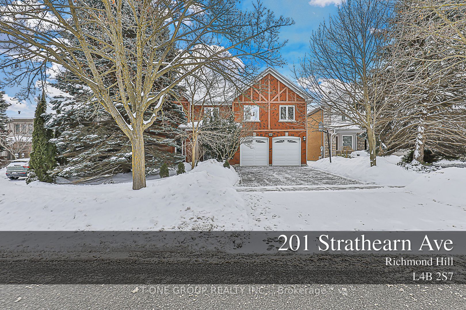 201 Strathearn Avenue Property Photo 1