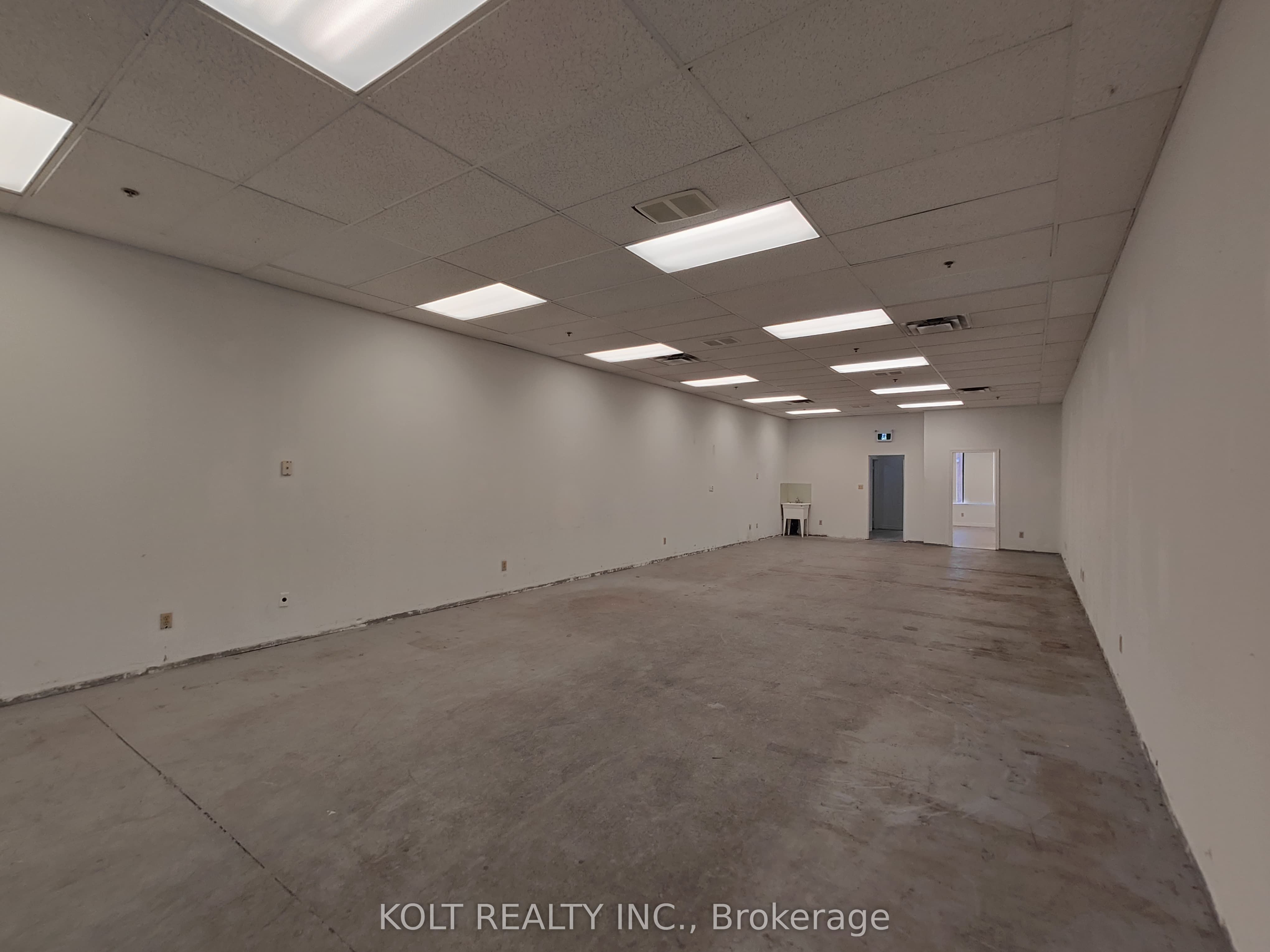 300 Esna Park Drive 28 Property Photo 10