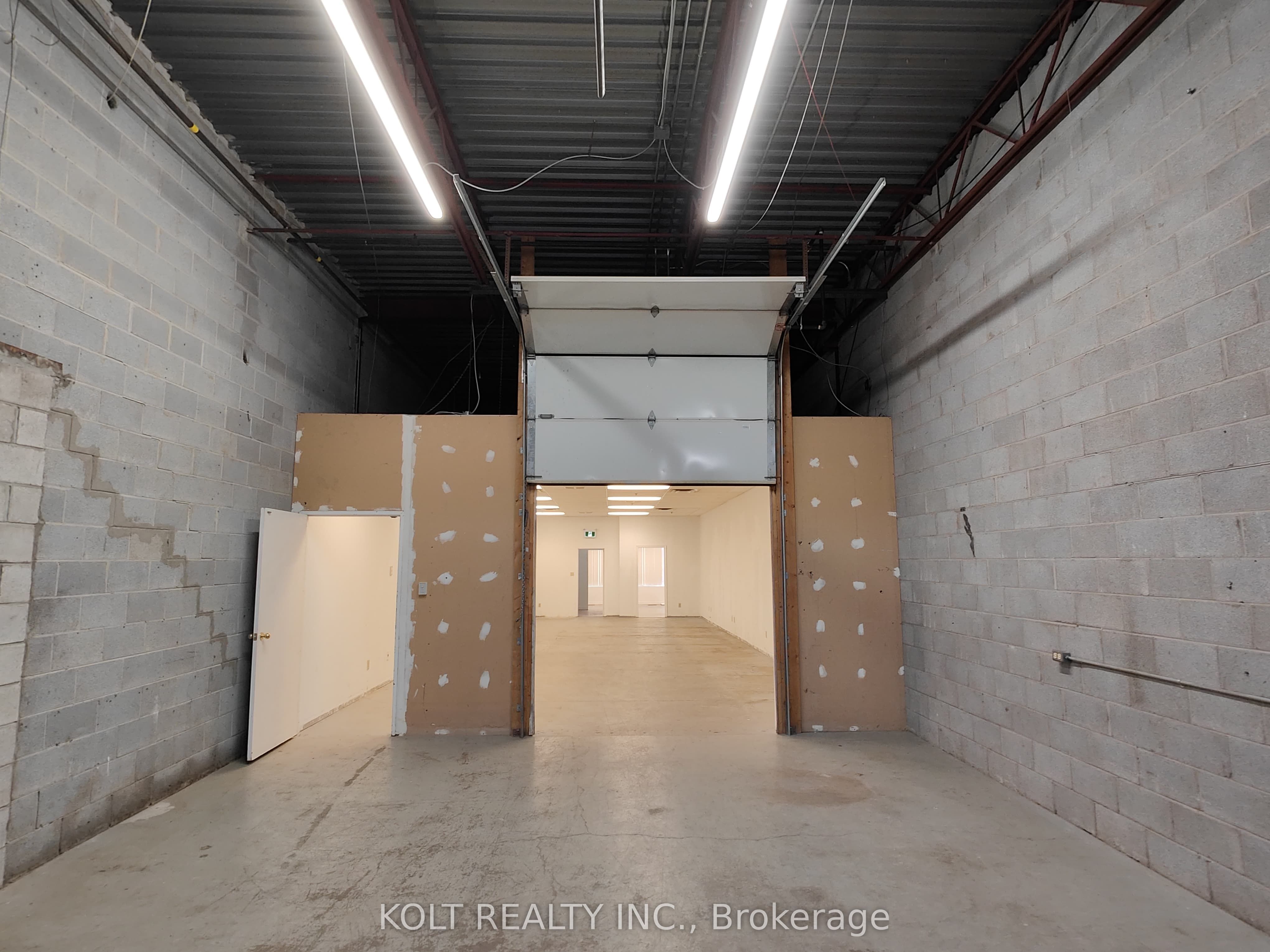 300 Esna Park Drive 28 Property Photo 11