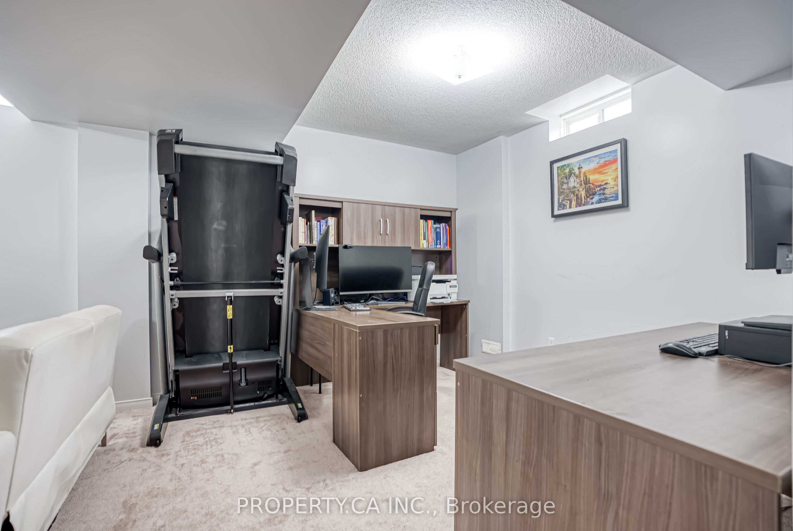 2 Horn Street Property Photo 34