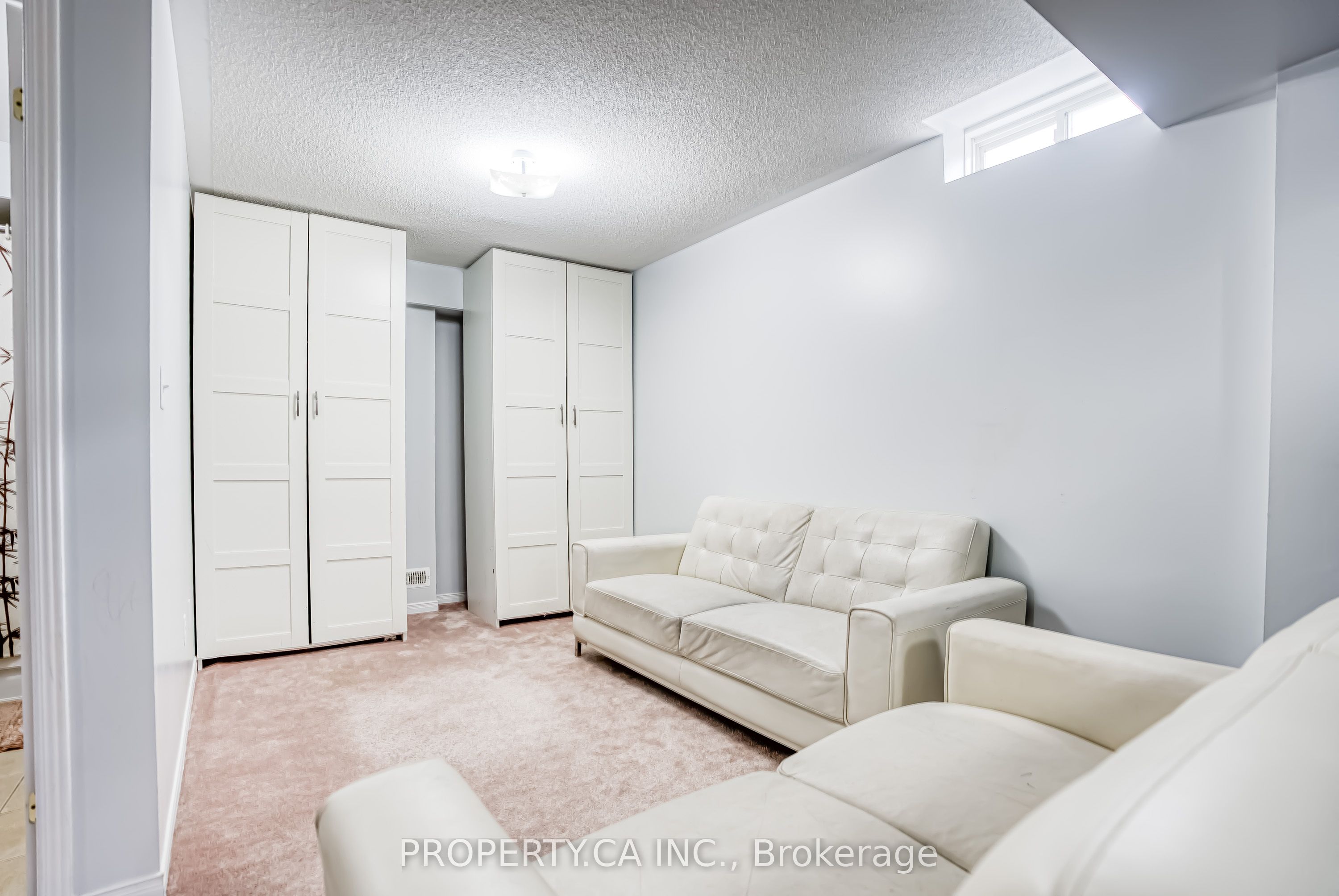 2 Horn Street Property Photo 36