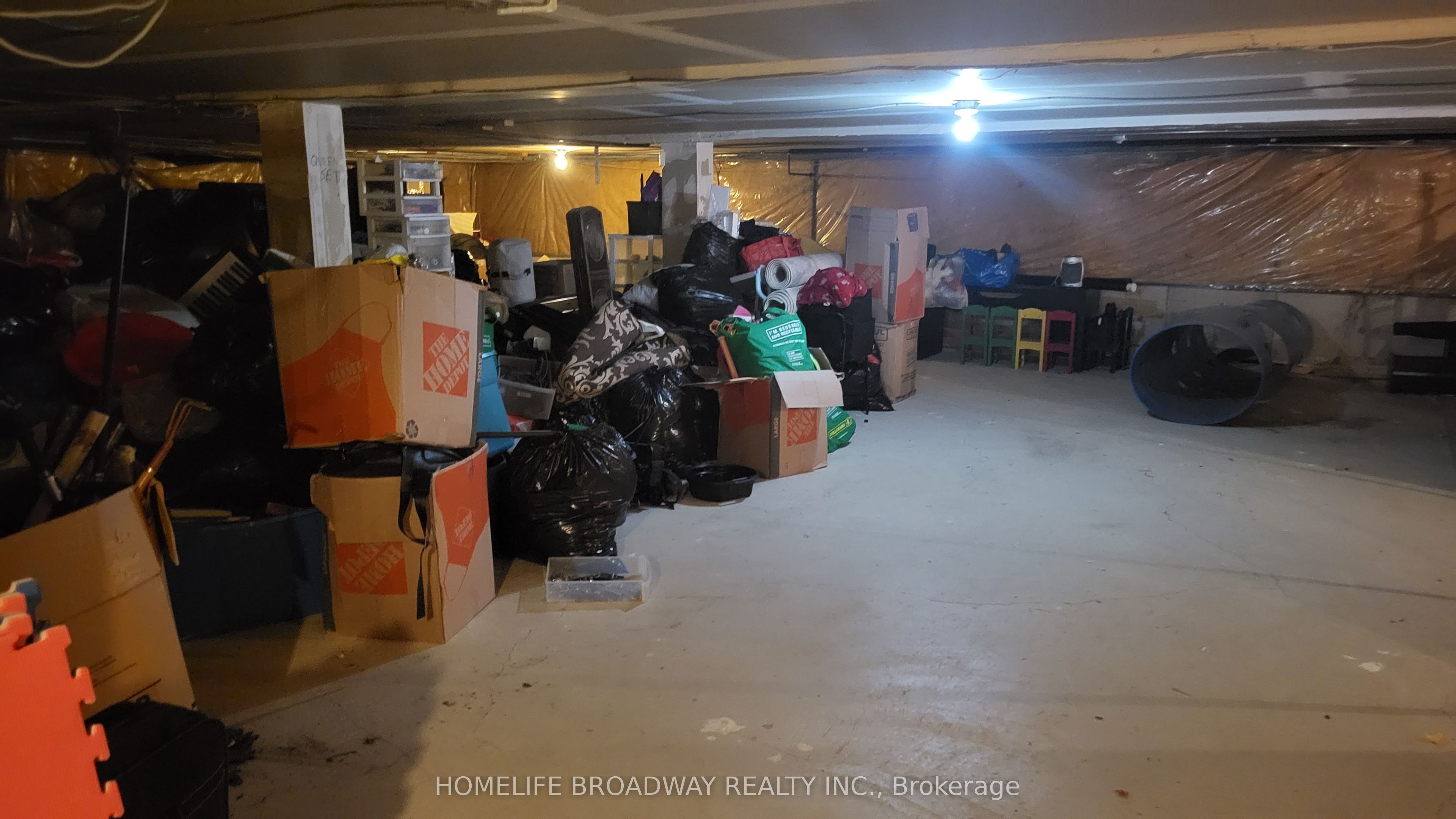 #5a - 672 The Queensway South Property Photo 14