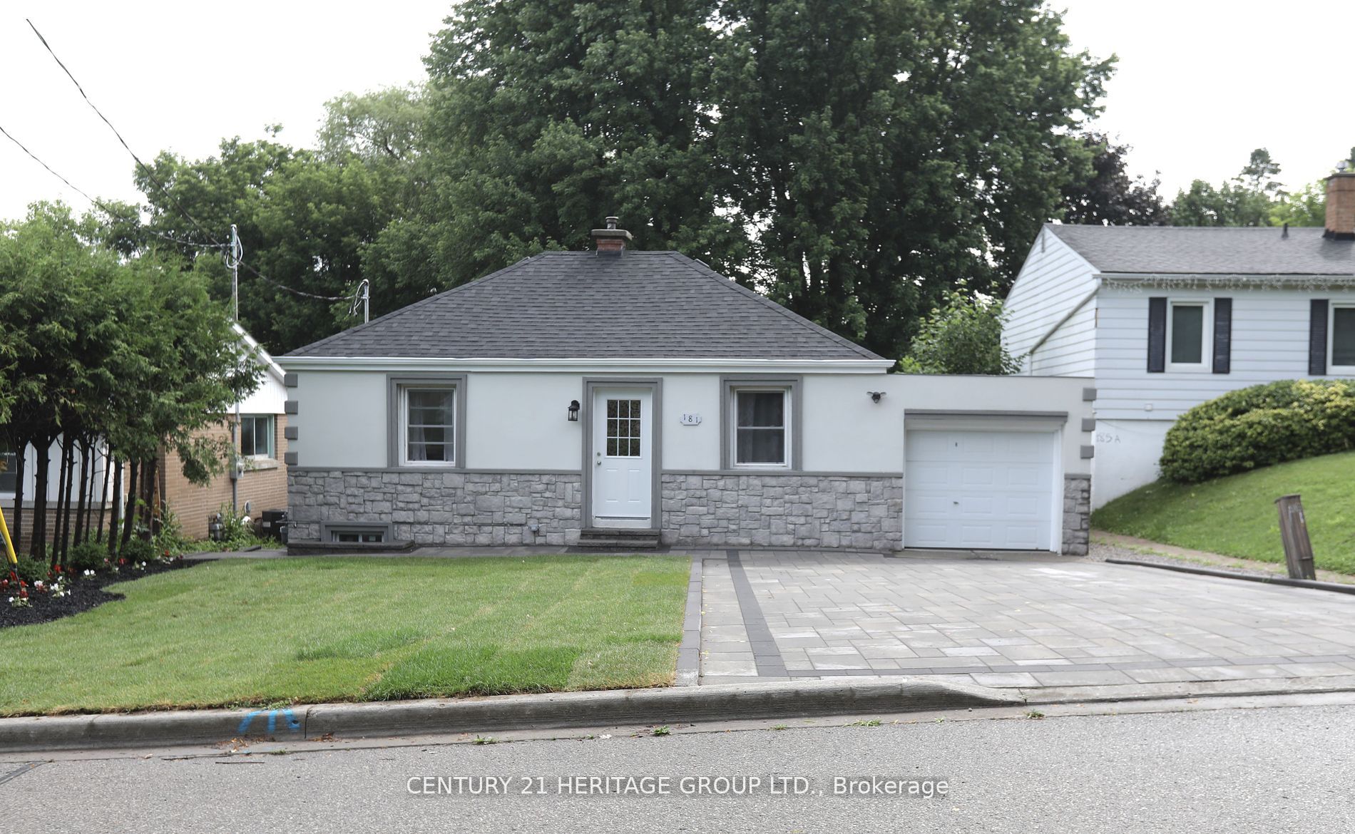 181 Newton Street Property Photo 1