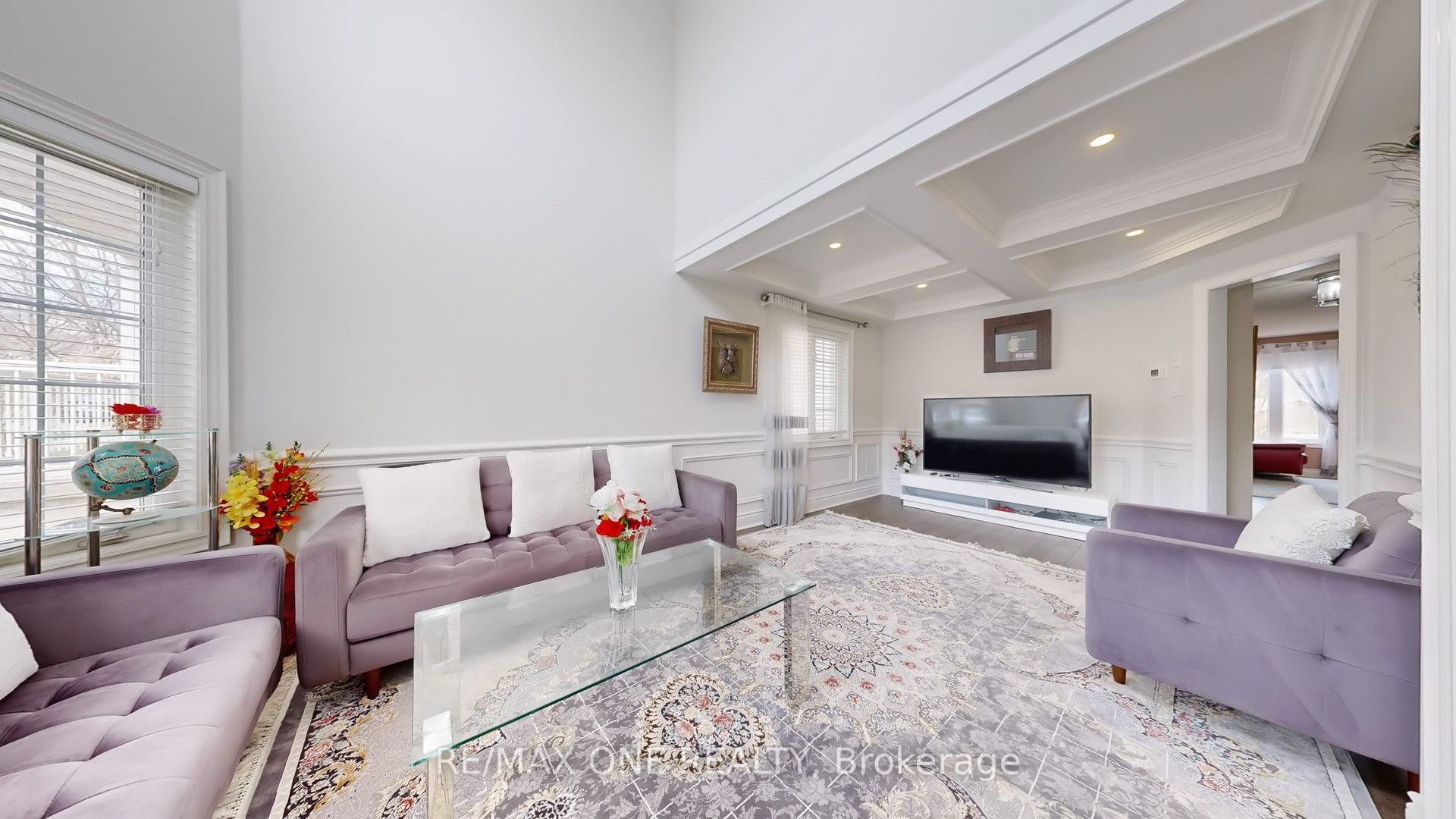7 Laurendale Avenue Property Photo 10