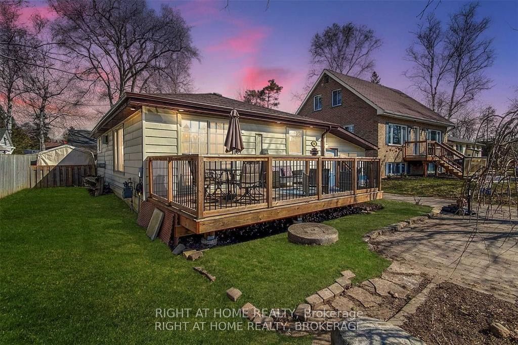 746 William St Property Photo 1