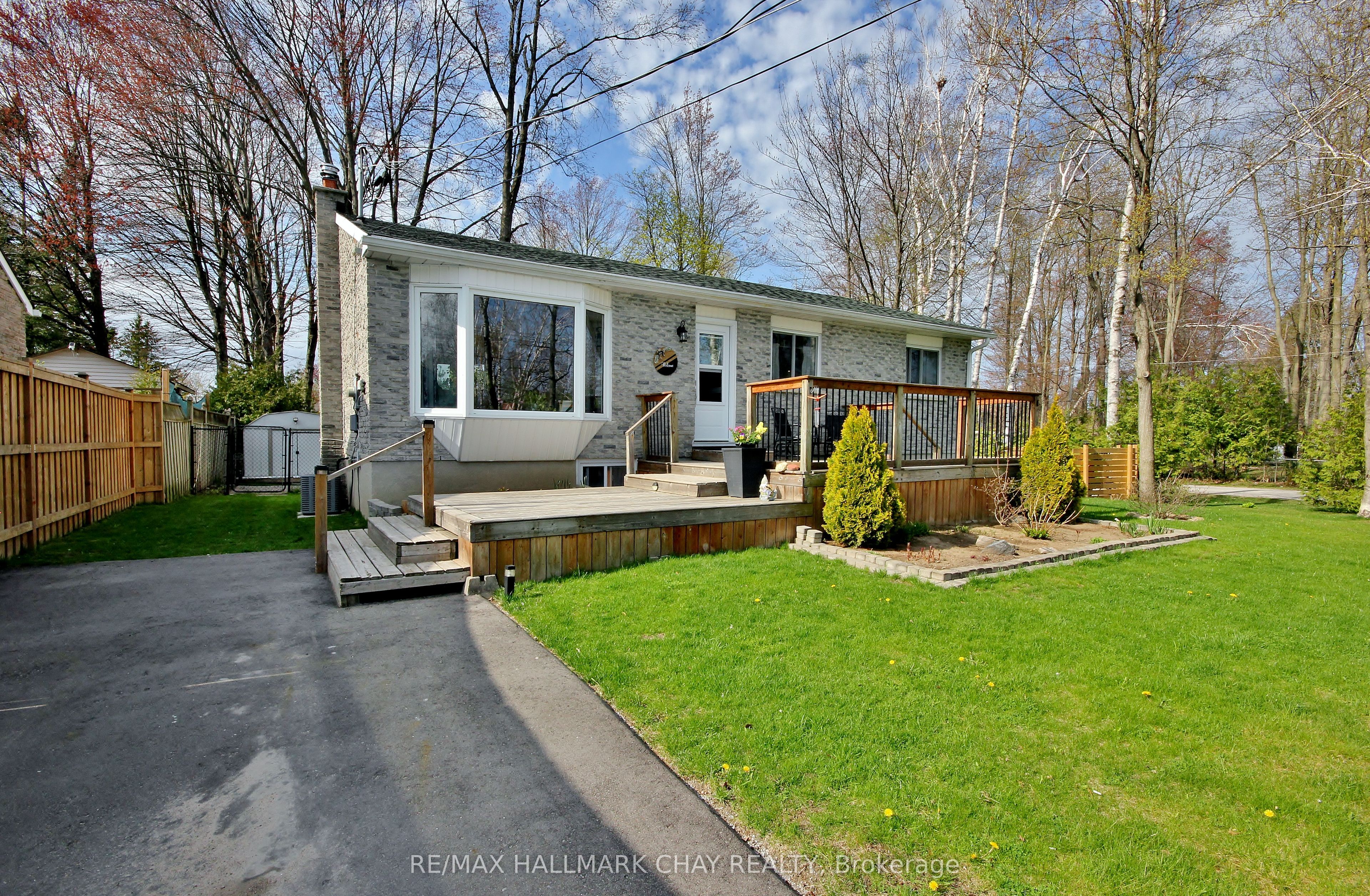 700 James Street Property Photo 1