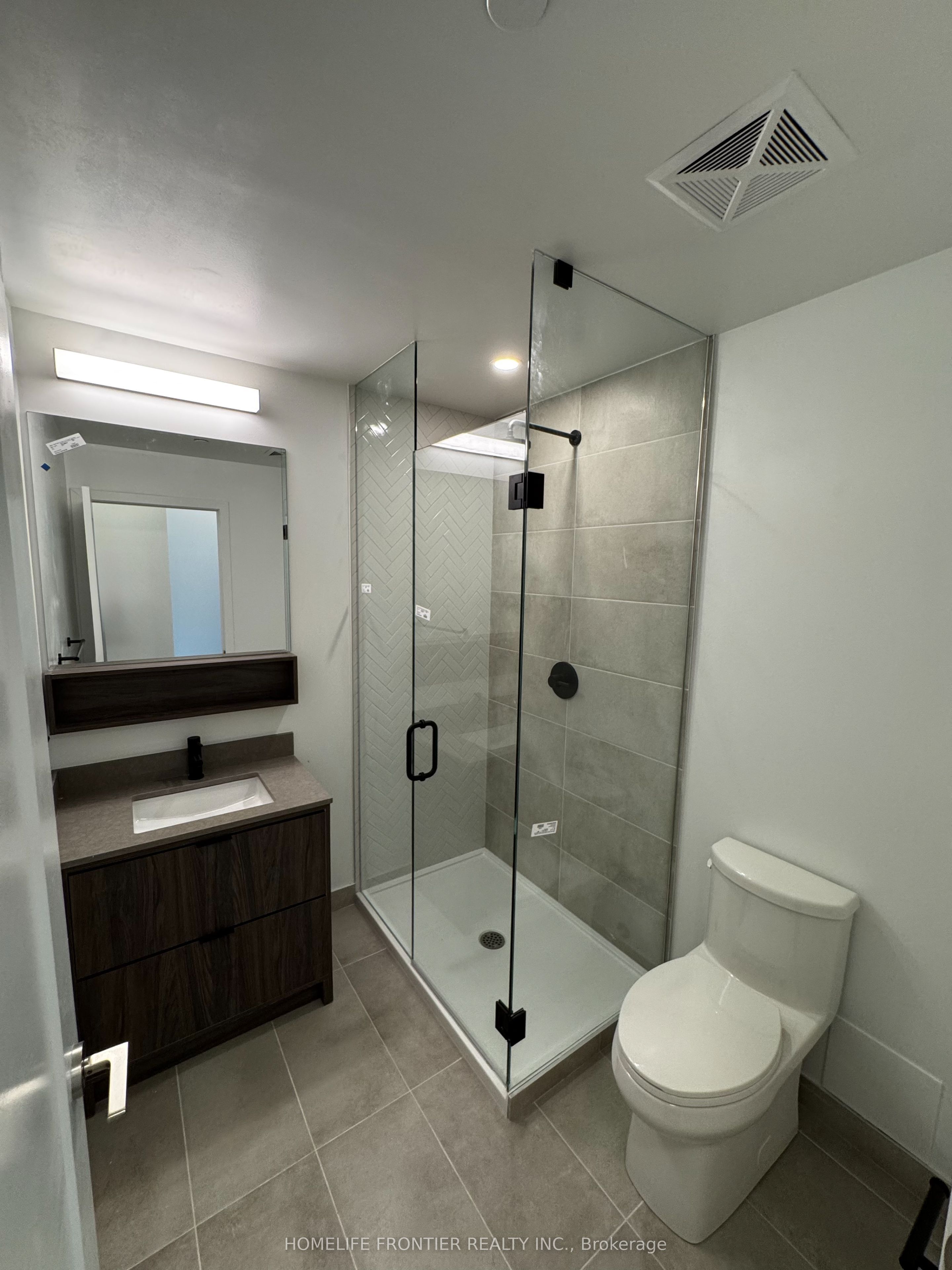 8888 Yonge Street 724 Property Photo 9