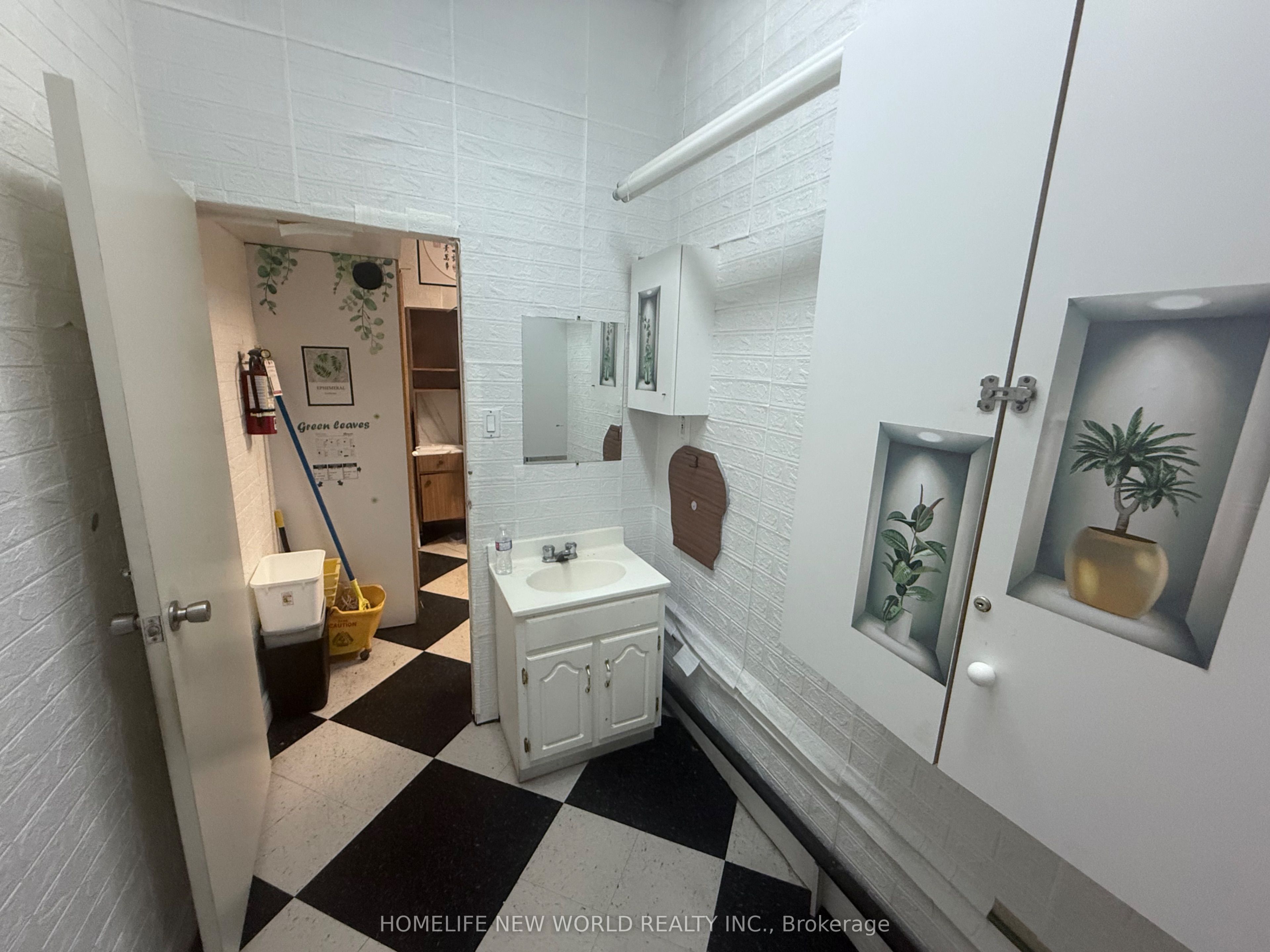 10 Fincham Avenue 109 Property Photo 18